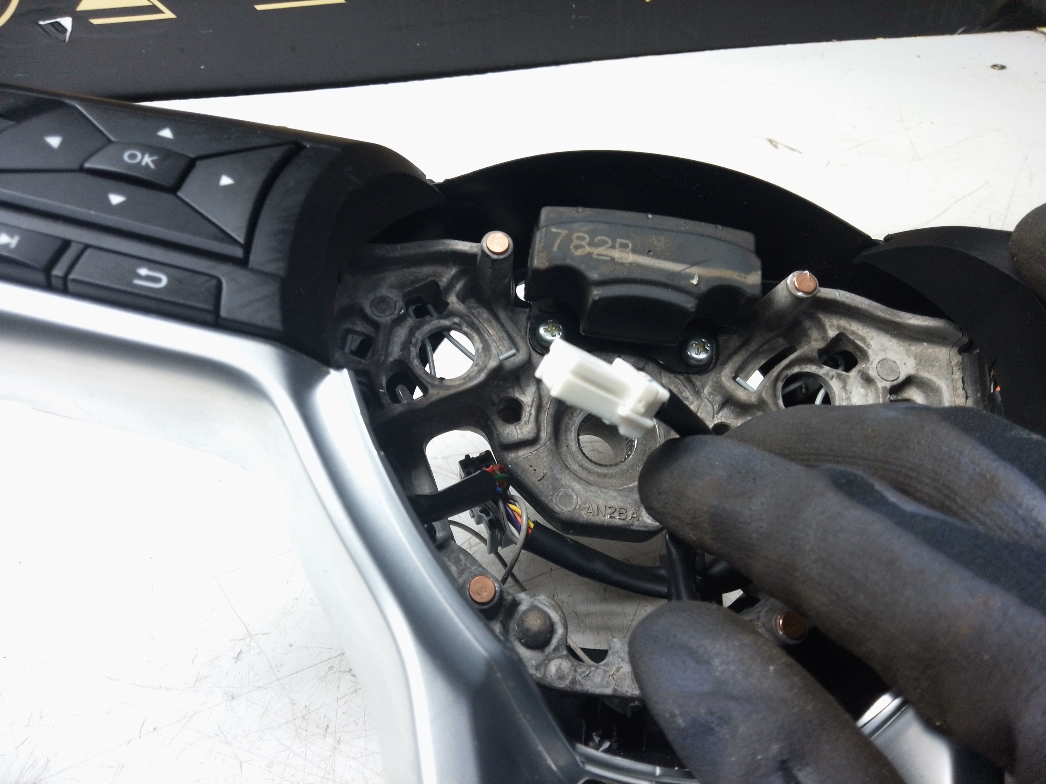 Nissan Leaf 2018-2022 Steering Wheel