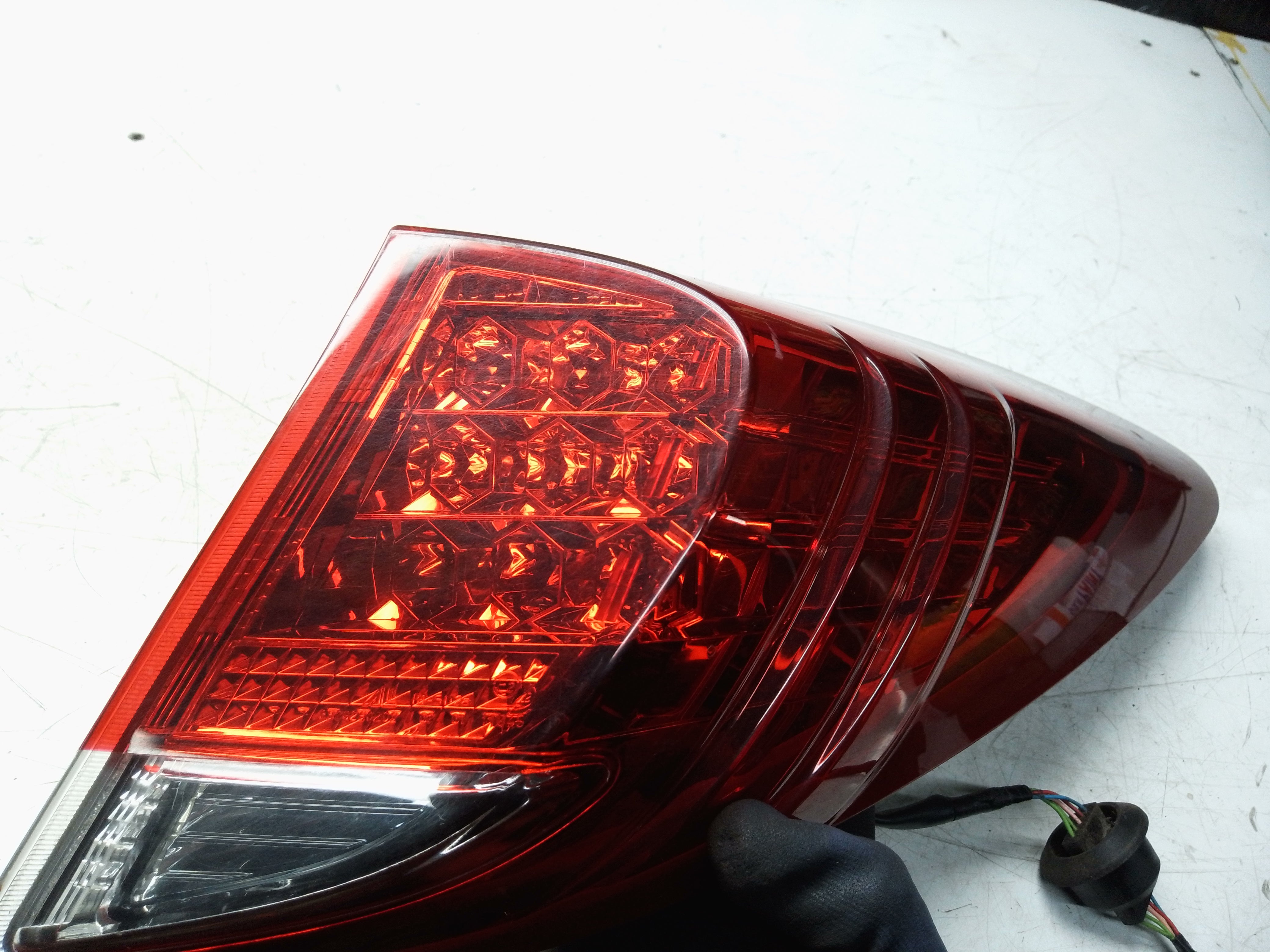 Honda Civic 2012 Right Rear Tail Light (3350ATV0E002 / FR26260202)