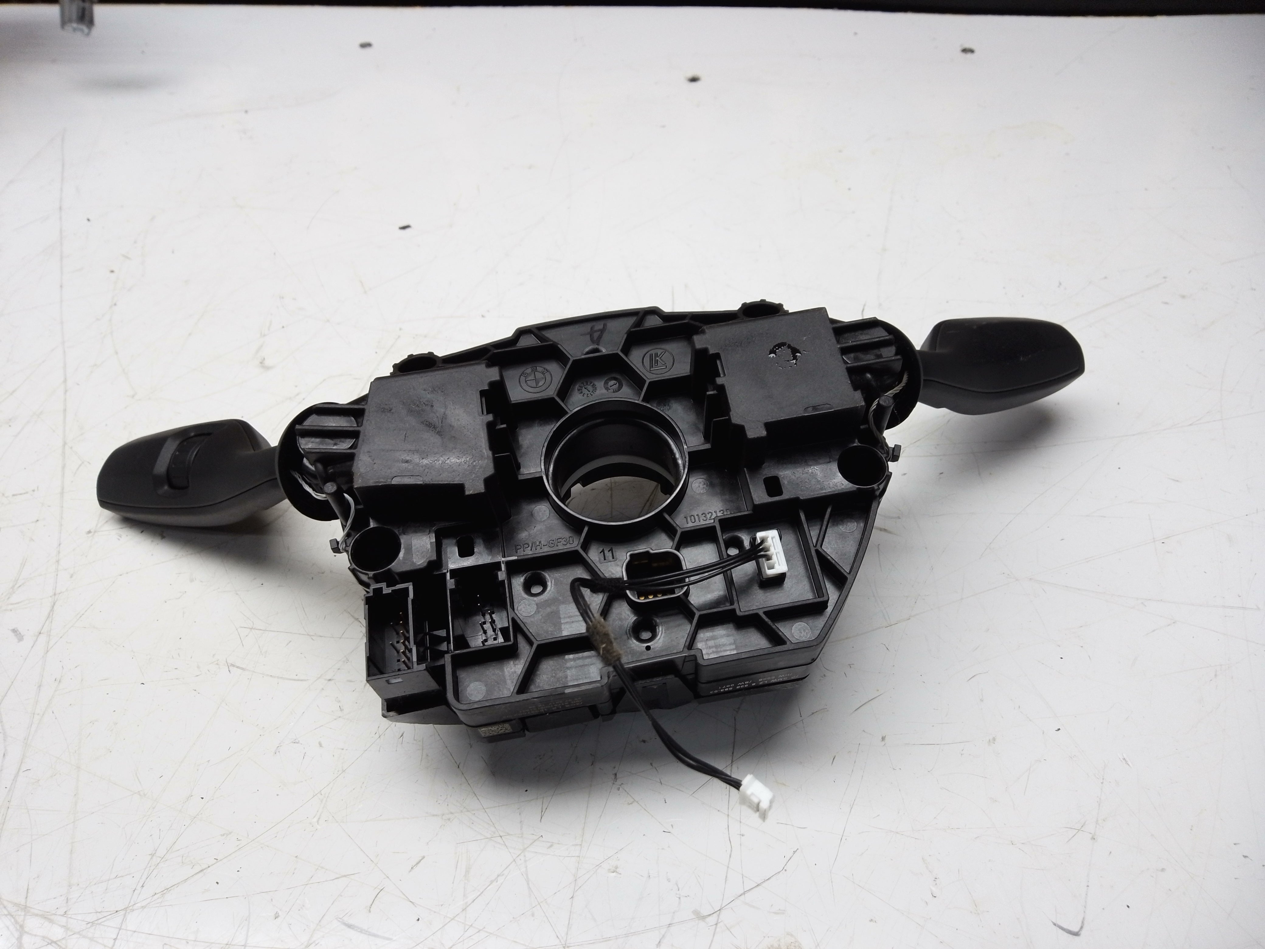 BMW F30, & F80 M3 Indicator Wiper Stalk / Squib (10133121-12)