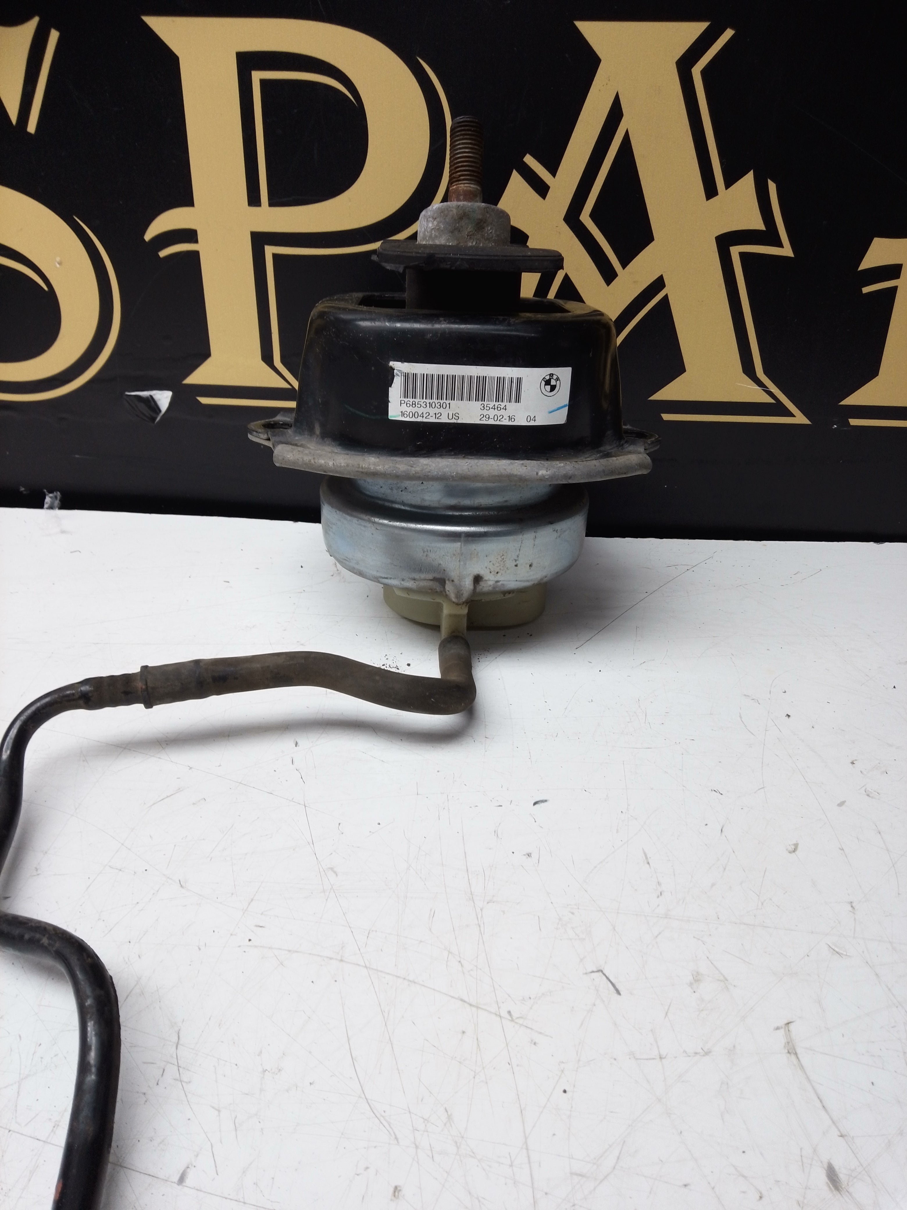 BMW X5 F15 3.0 Diesel Front Left Passenger Side Engine Mount 160042-12 – 2013–2018