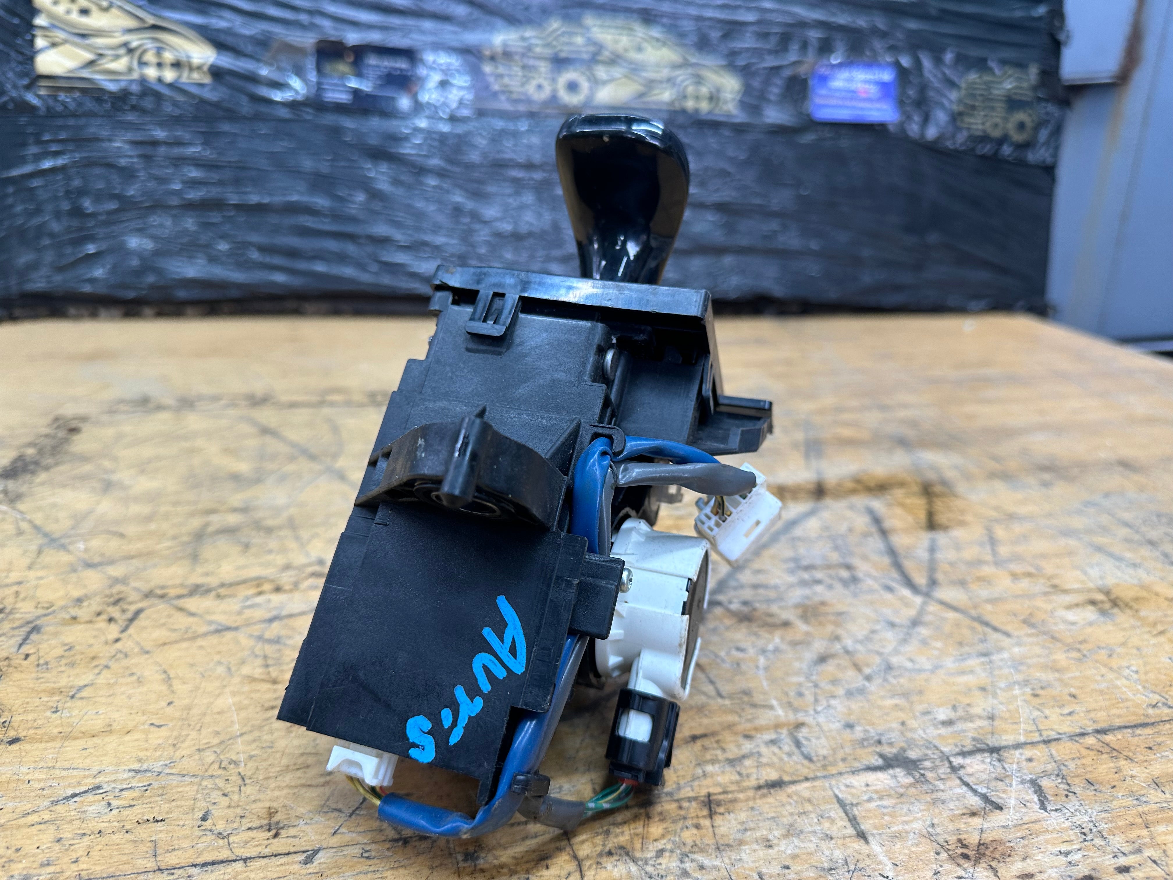 Toyota Auris 2012–2018 Automatic Gear Selector (75C182-RHD)