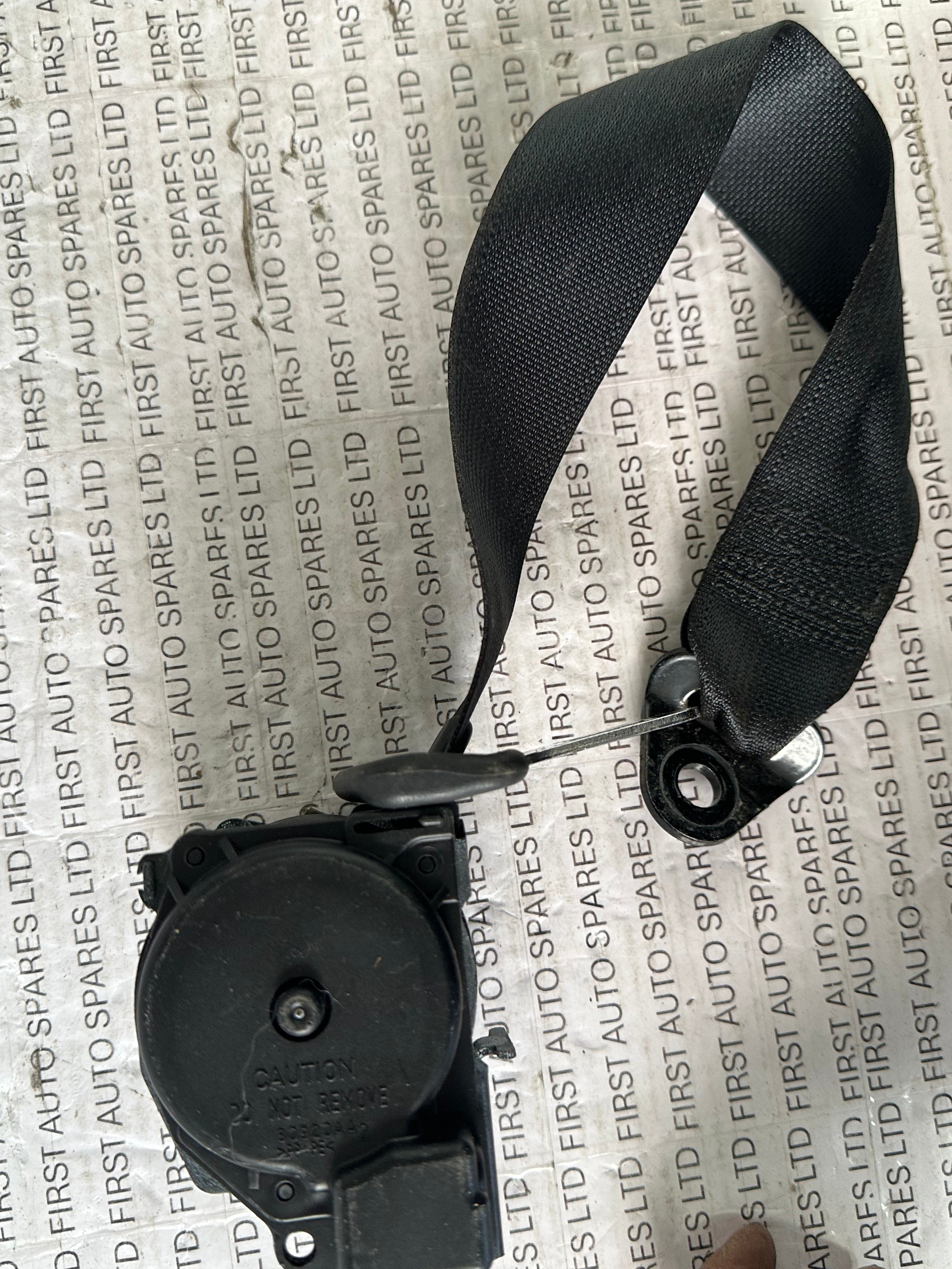 Nissan Qashqai Rear Seatbelt Buckle (80920AA)