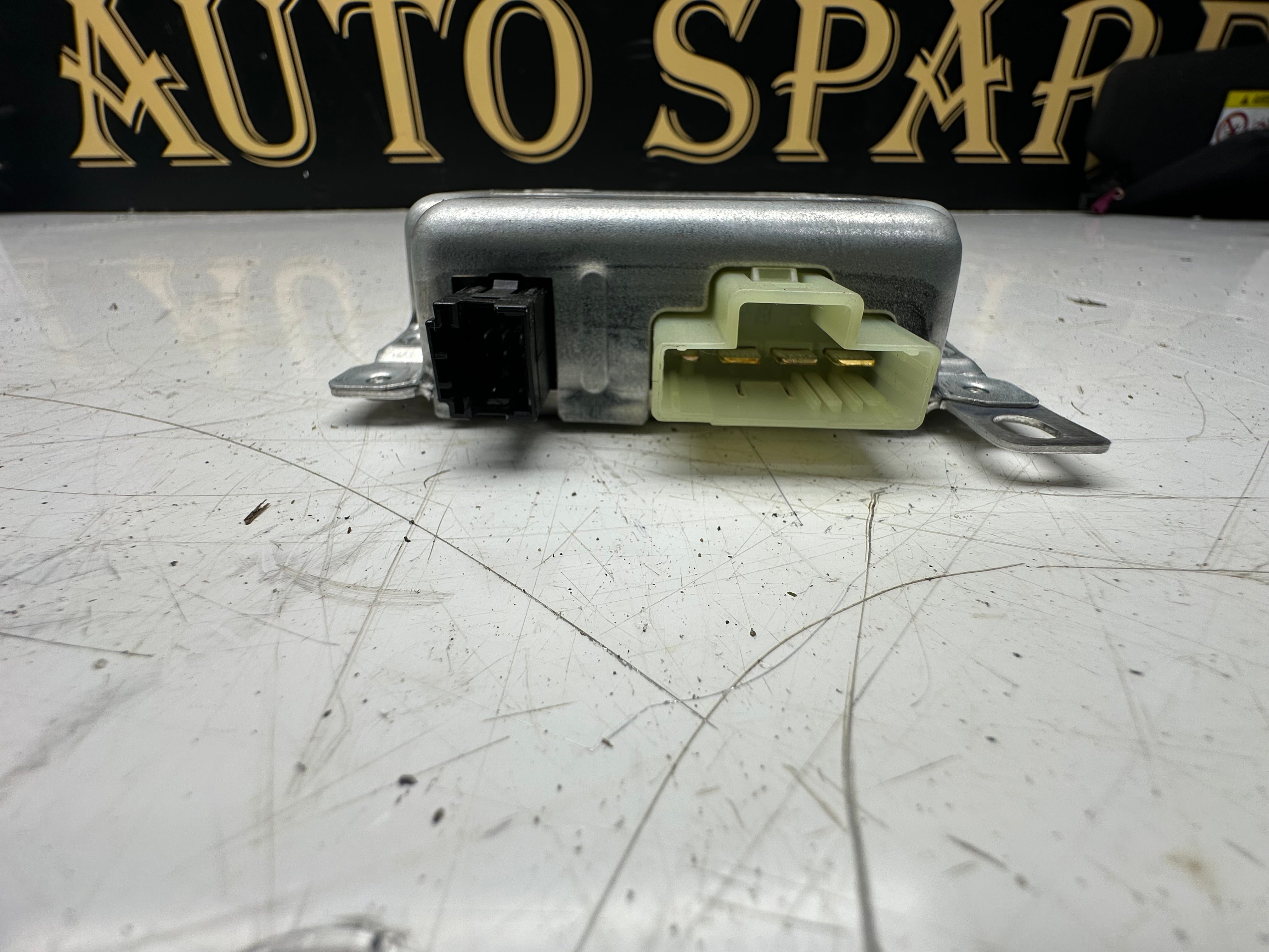 BMW 3 Series G20 Battery Charging Module (144150 11)