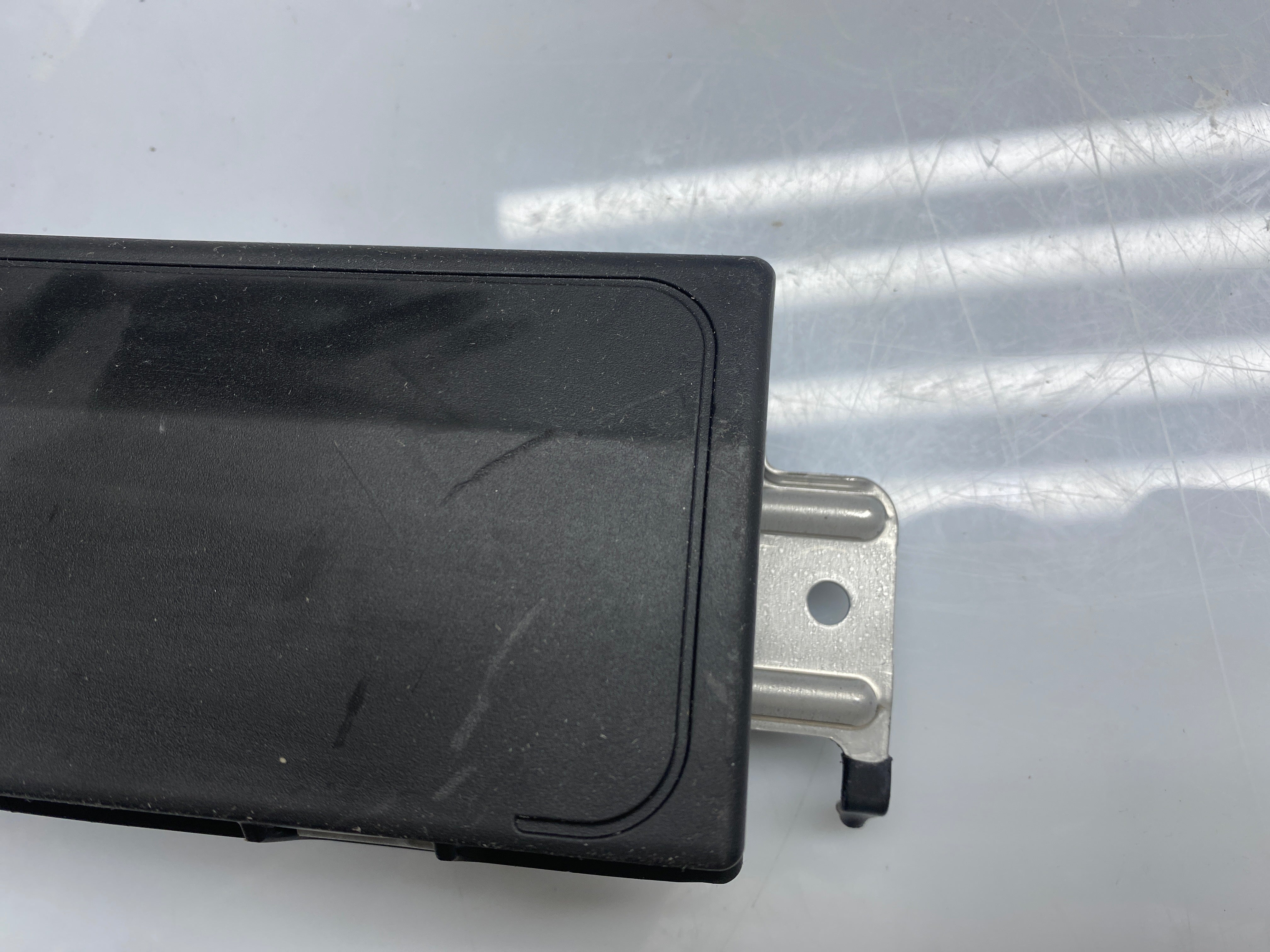 BMW 5 Series G30/6 Series G32 GT Right Passenger Side Knee Protection Module (6820576-04)