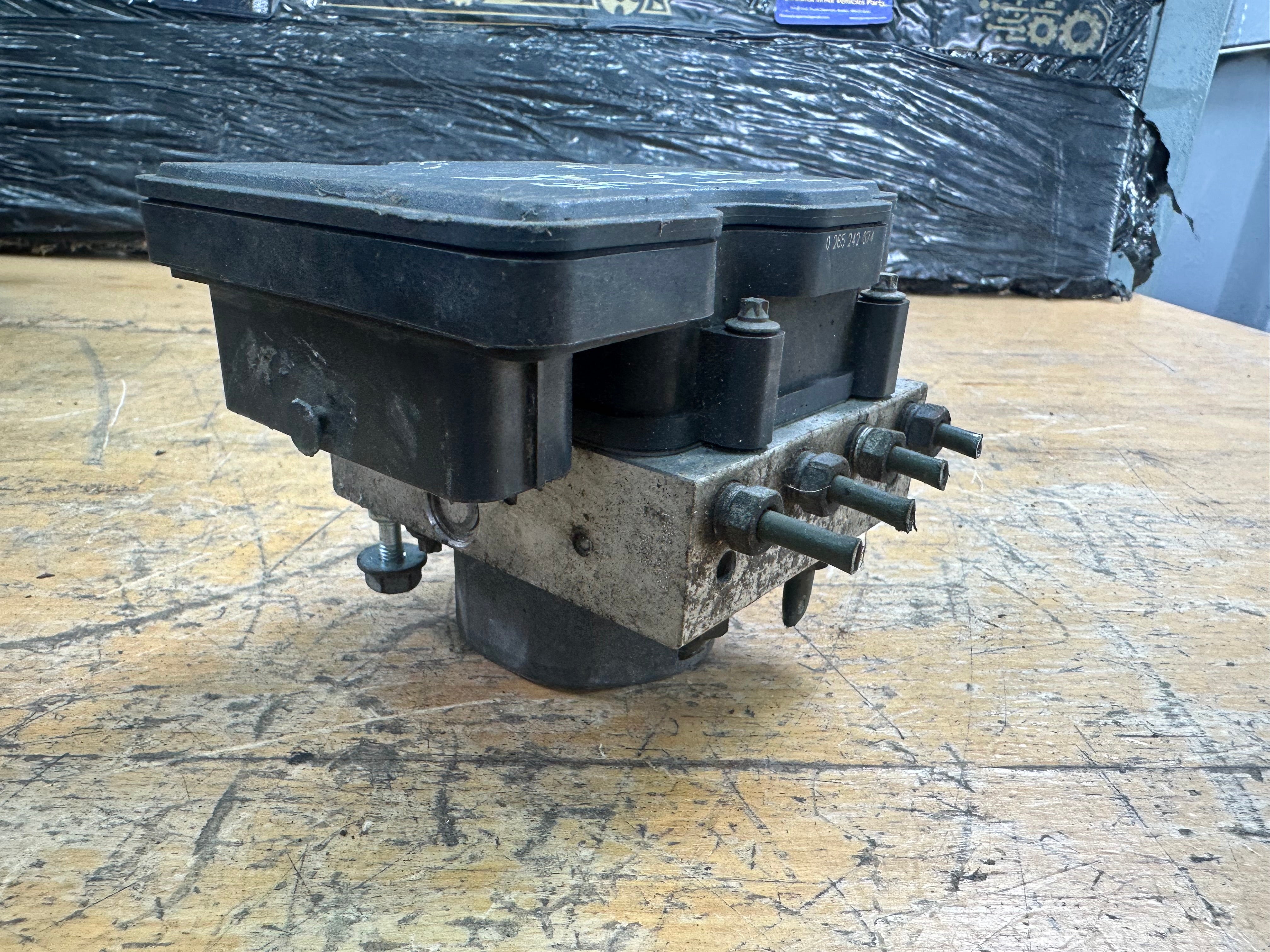Toyota Auris 2012-2019 ABS Pump Modulator 1.3 Petrol (0265956014) (2265106455)