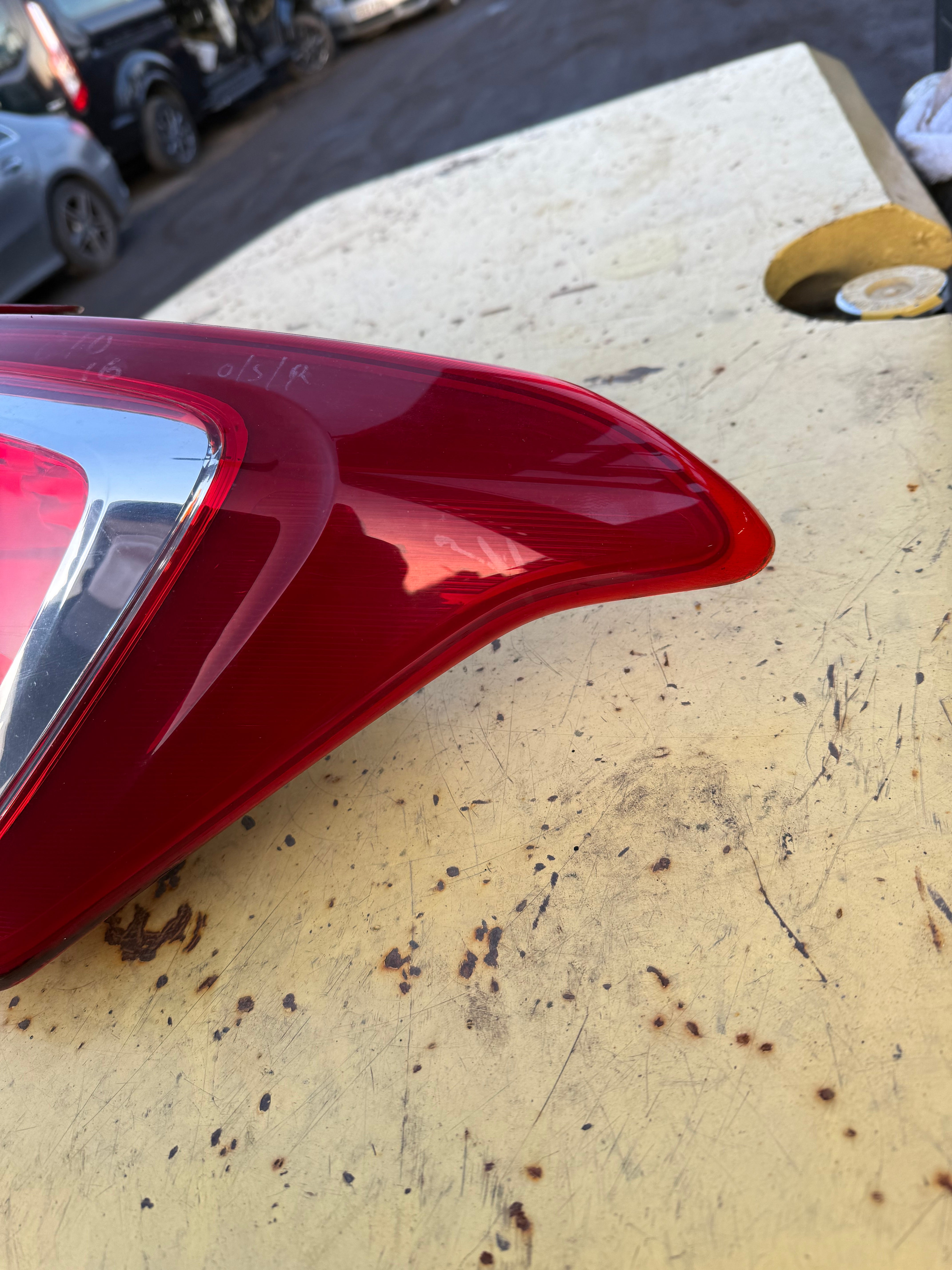 Hyundai i10 2016 Right Rear Tail Light (92402-B9000) (02059099900010)