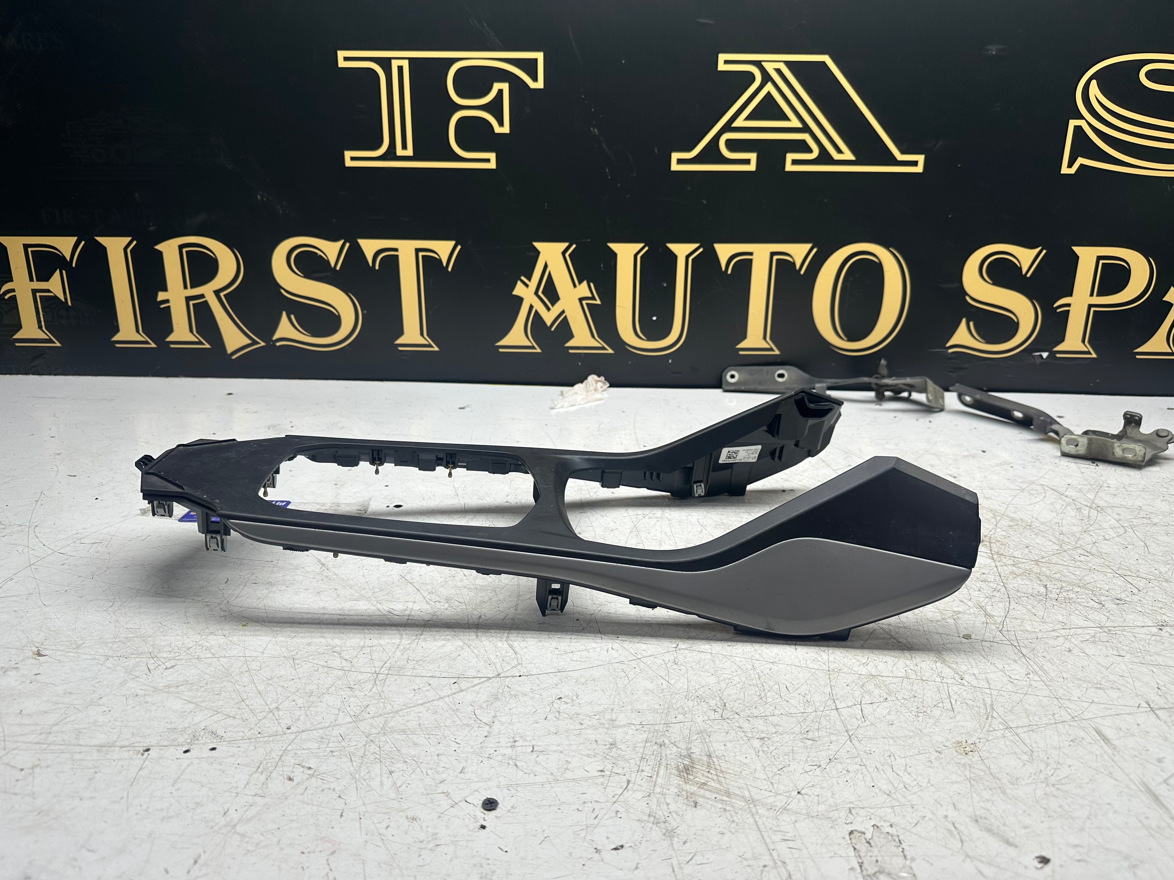 BMW 2 Series Gear Lever (2020–Onwards) (165A049E503)