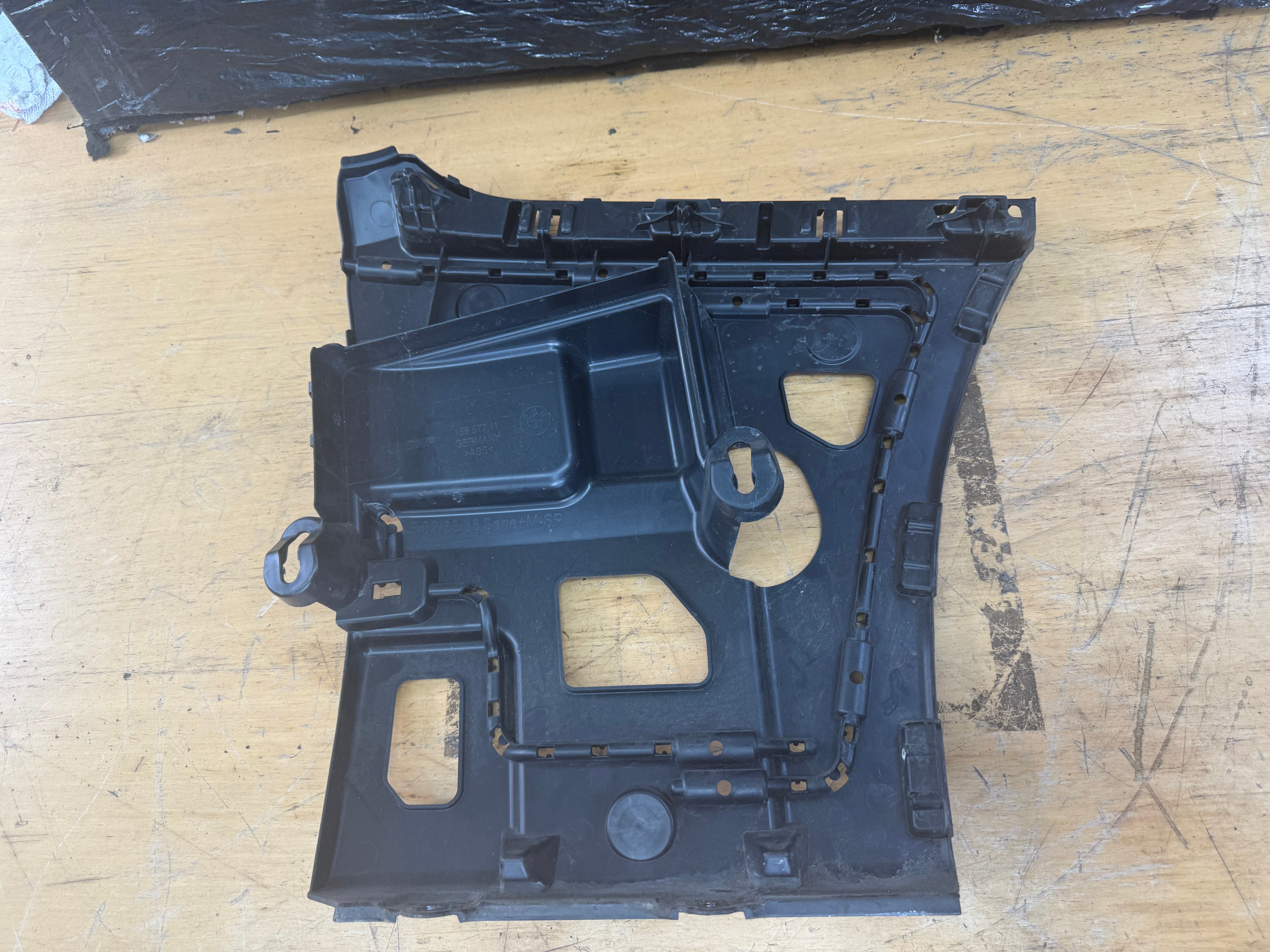 BMW 4 Series F32 2015 Rear Left Bumper Bracket Mount Support (7428731)aa