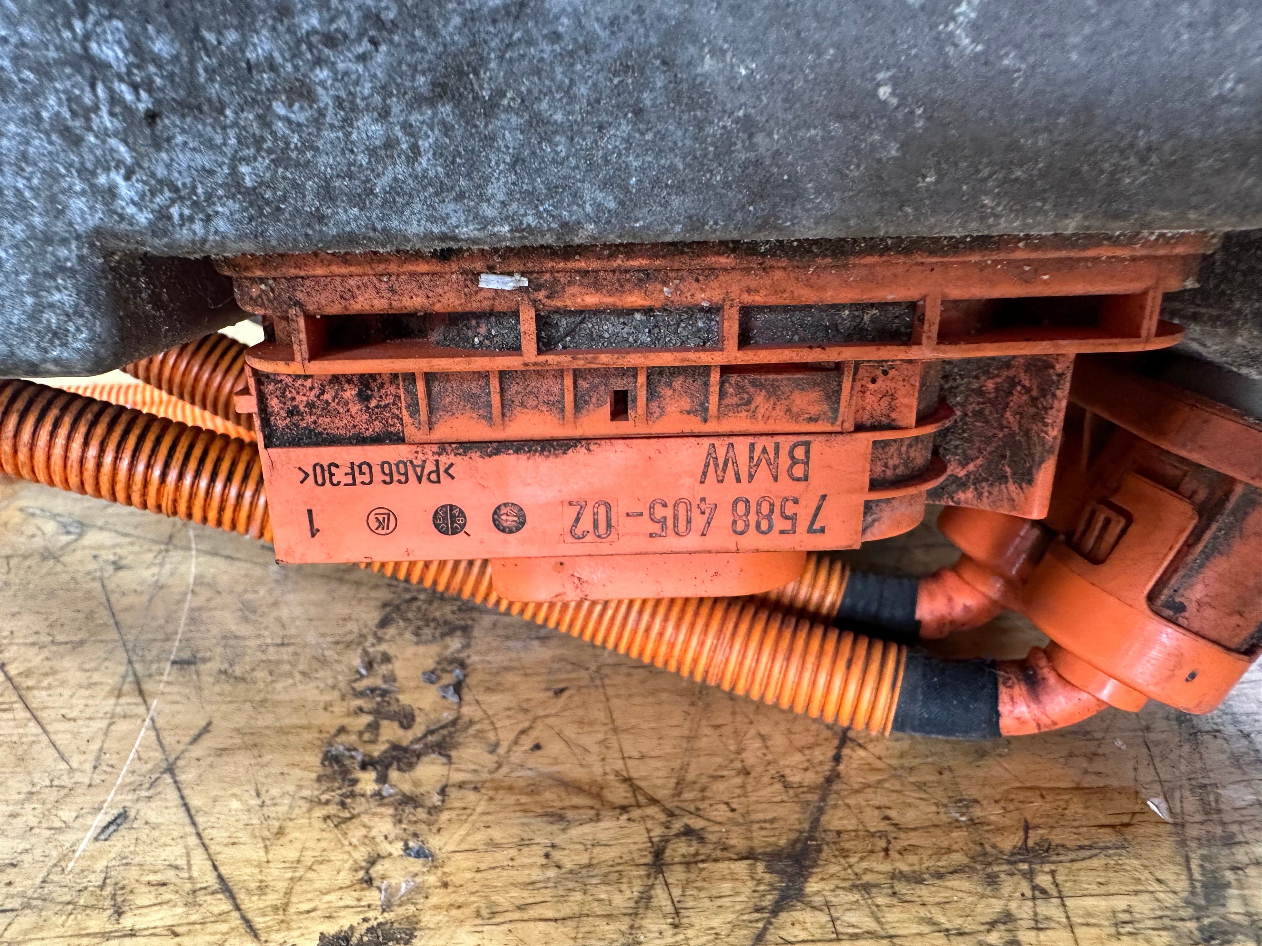 BMW i3 2013–2022 Voltage Converter (4010184601) (7933931)