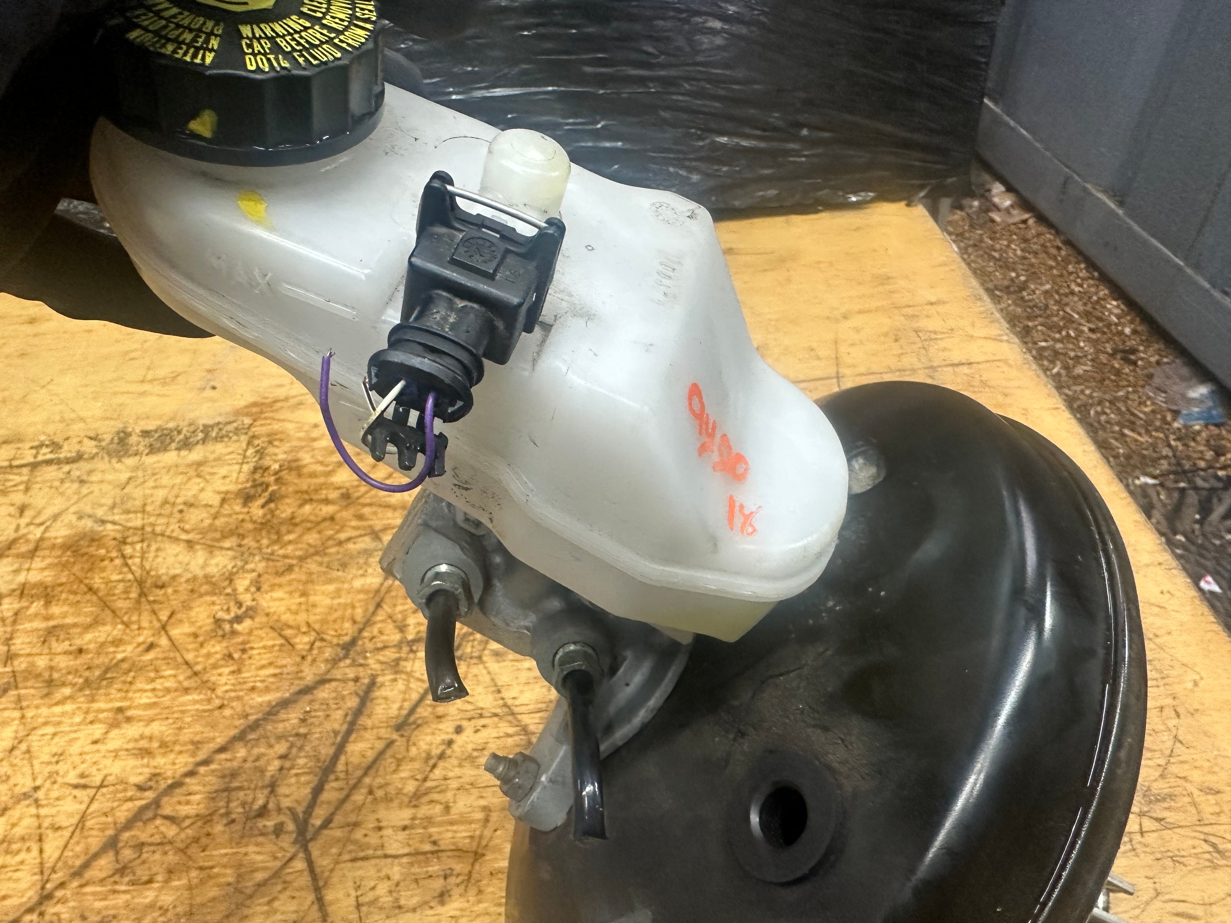 Toyota Aygo 2018 Brake Servo & Master Cylinder (47200-0H110)