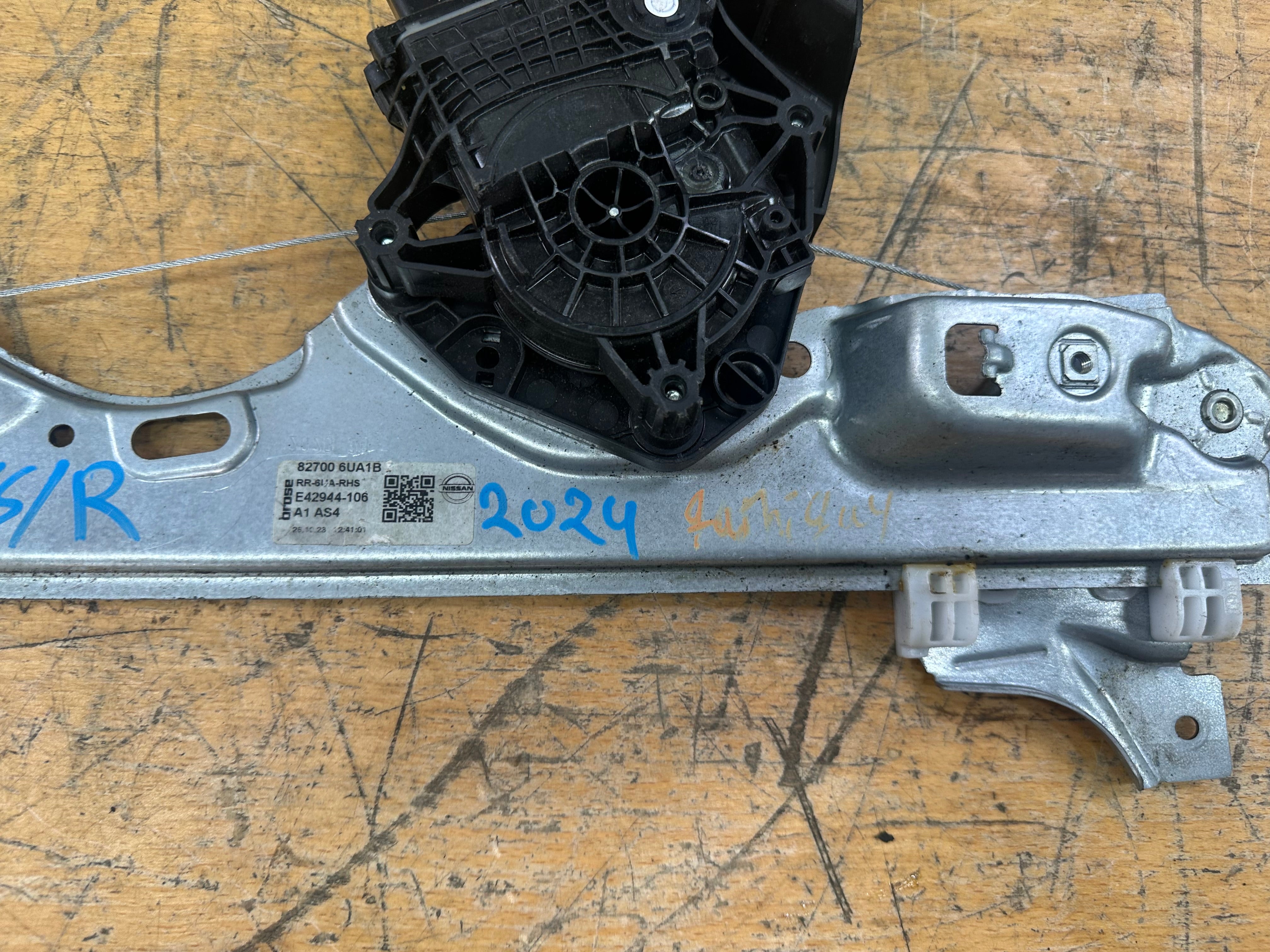 Nissan Qashqai J12 2024 Rear Right O/S/R Window Regulator (82700 6UA1B)