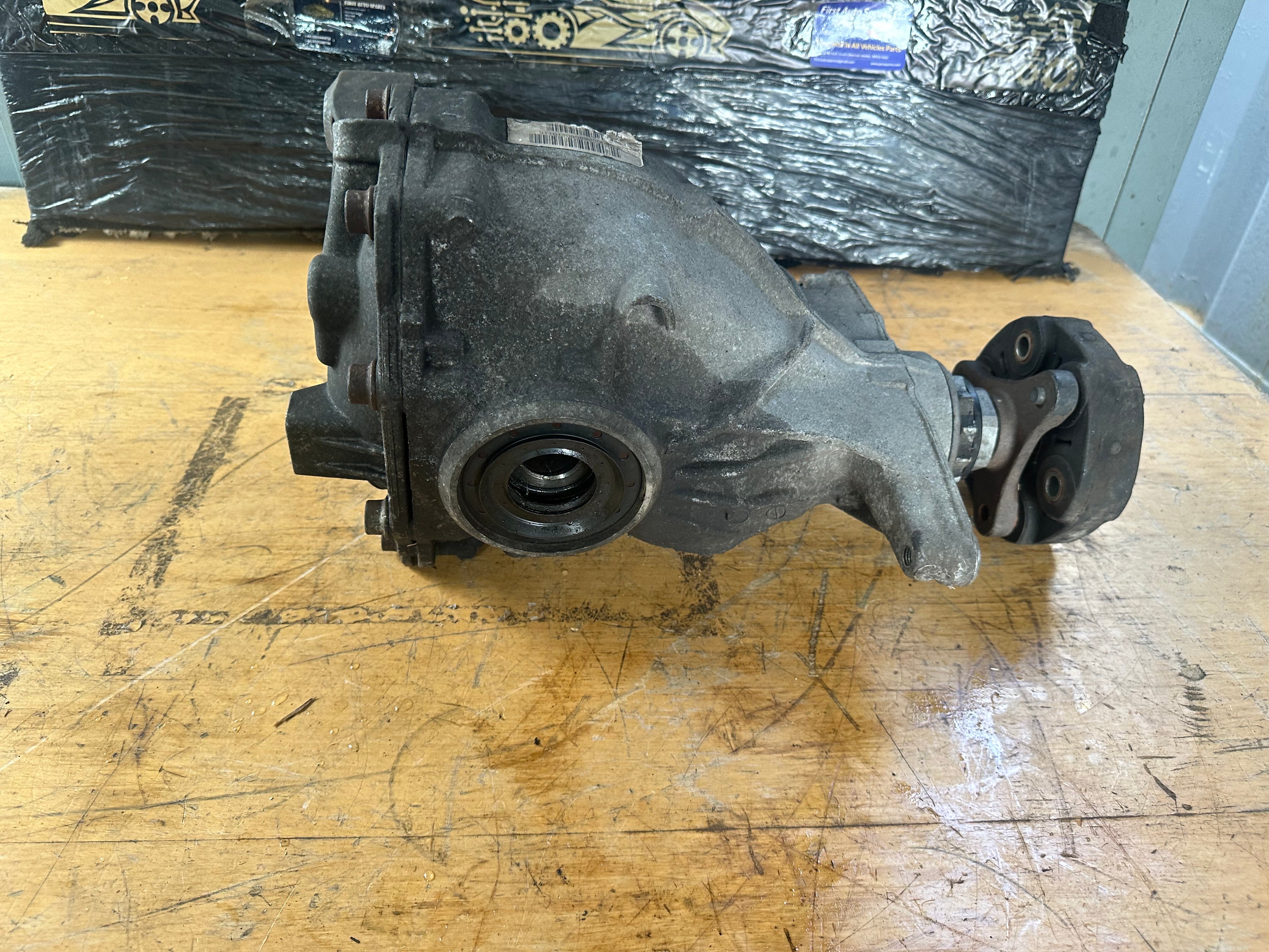 BMW 5 Series F10 F11 Manual Transmission Differential 3.38 (4598071) (4598071-01)
