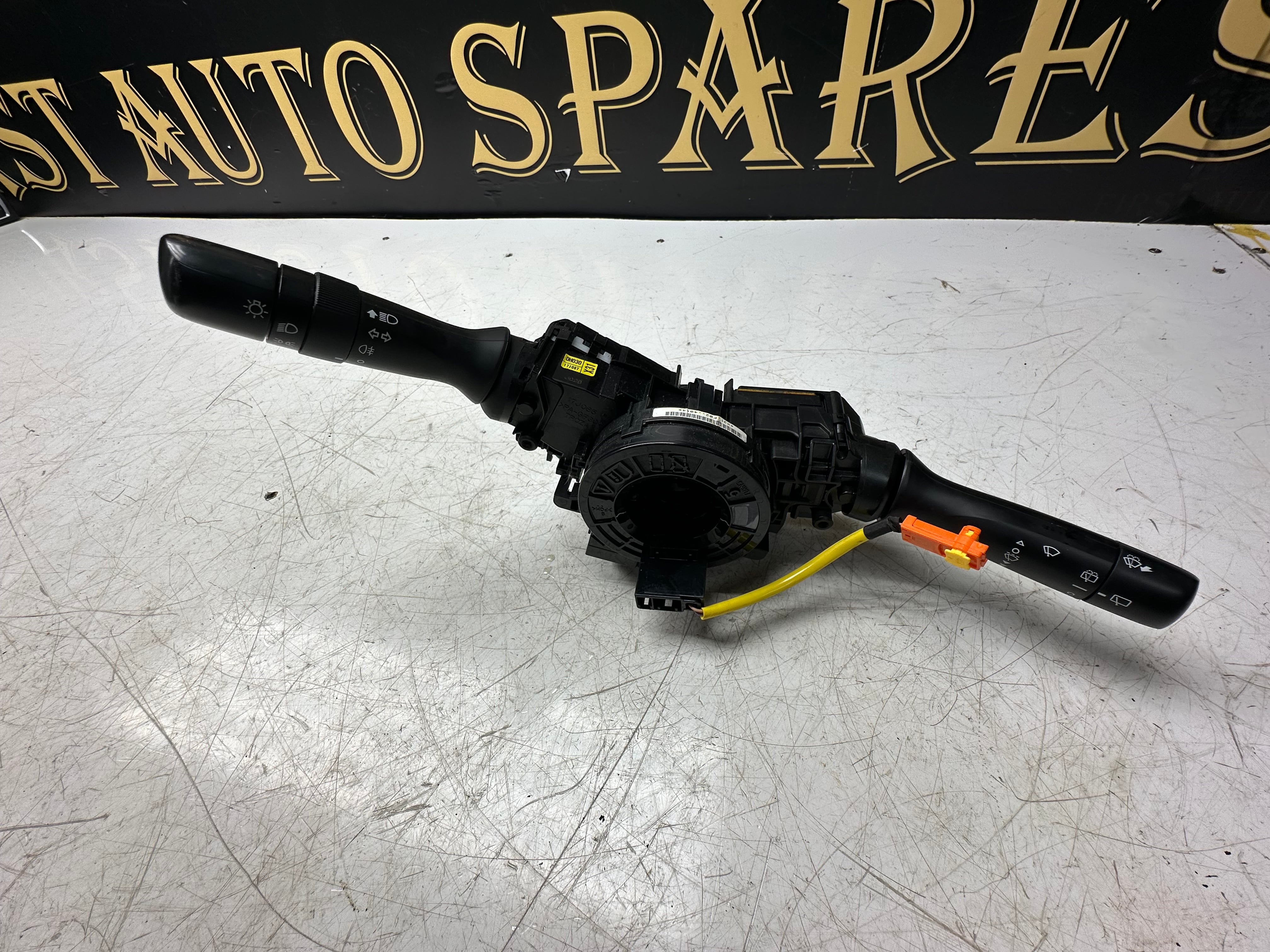 Toyota Yaris 2018 Indicator Wiper Stalk (89245-0D020)