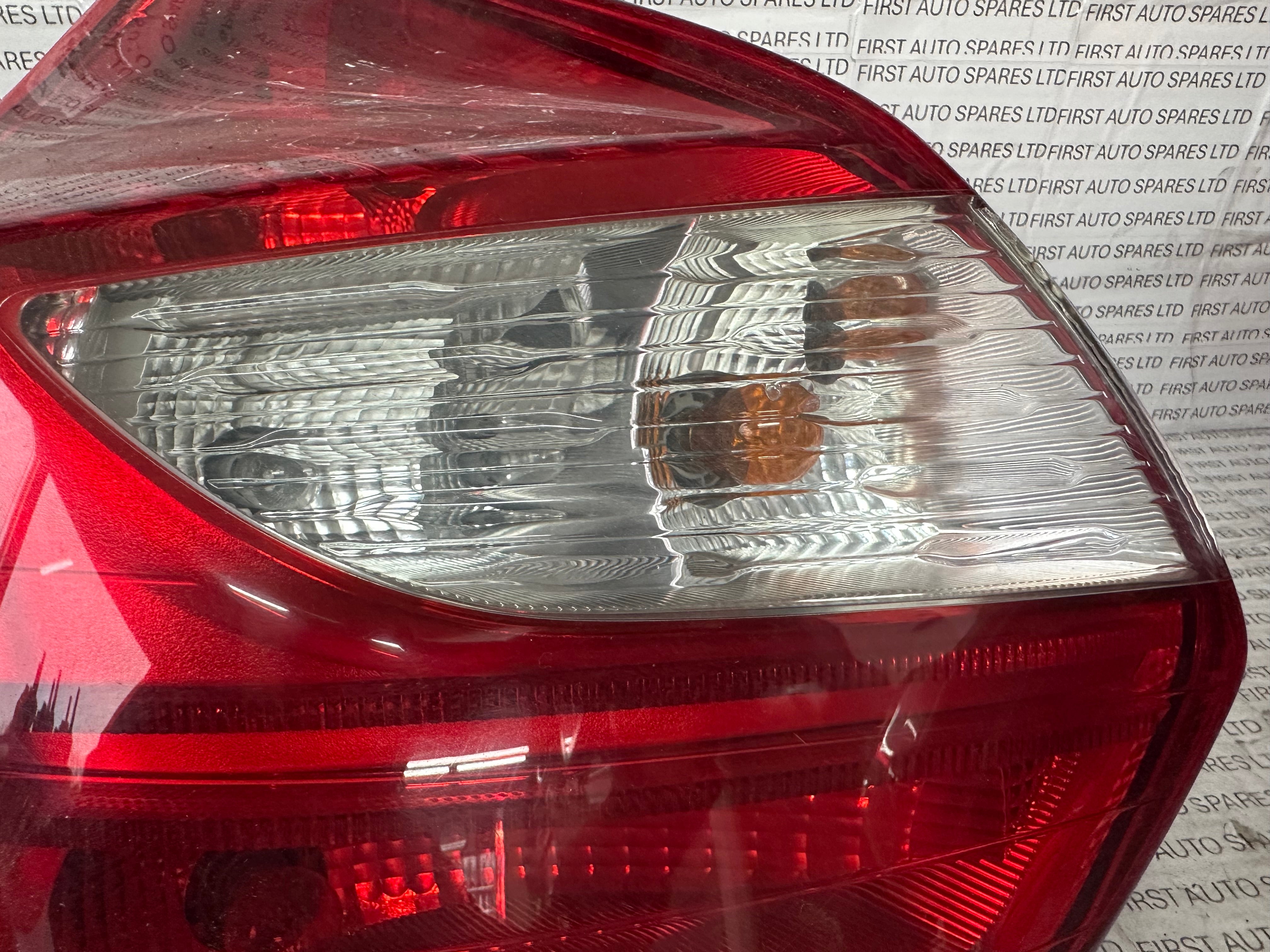 Ford Focus MK3 2012 Right Left Tail Light (BM51-13405-AB)