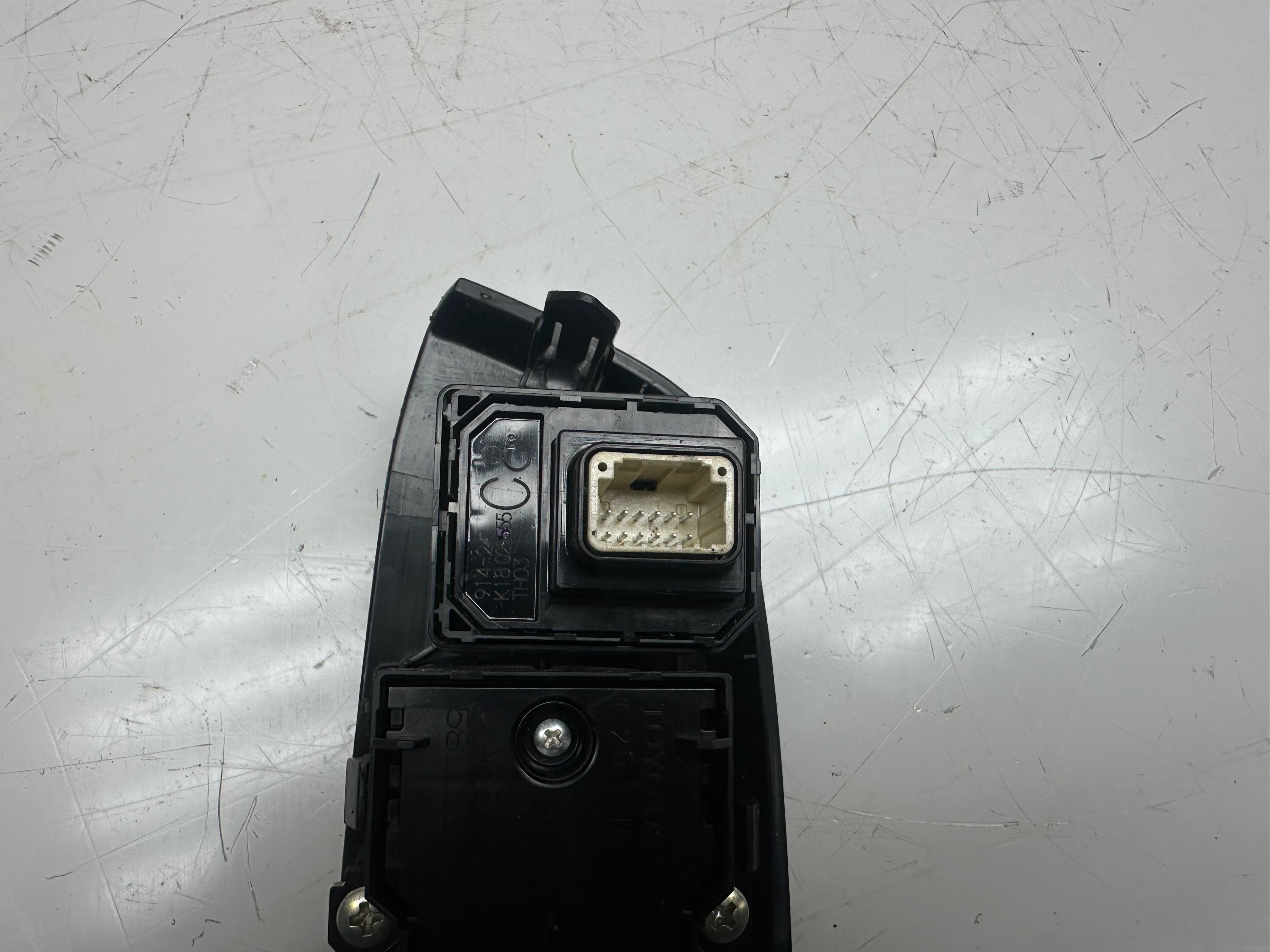 Toyota Yaris 2020-24 4 Way Window Switch & Trim (84040-0D030) (74231-K0120)