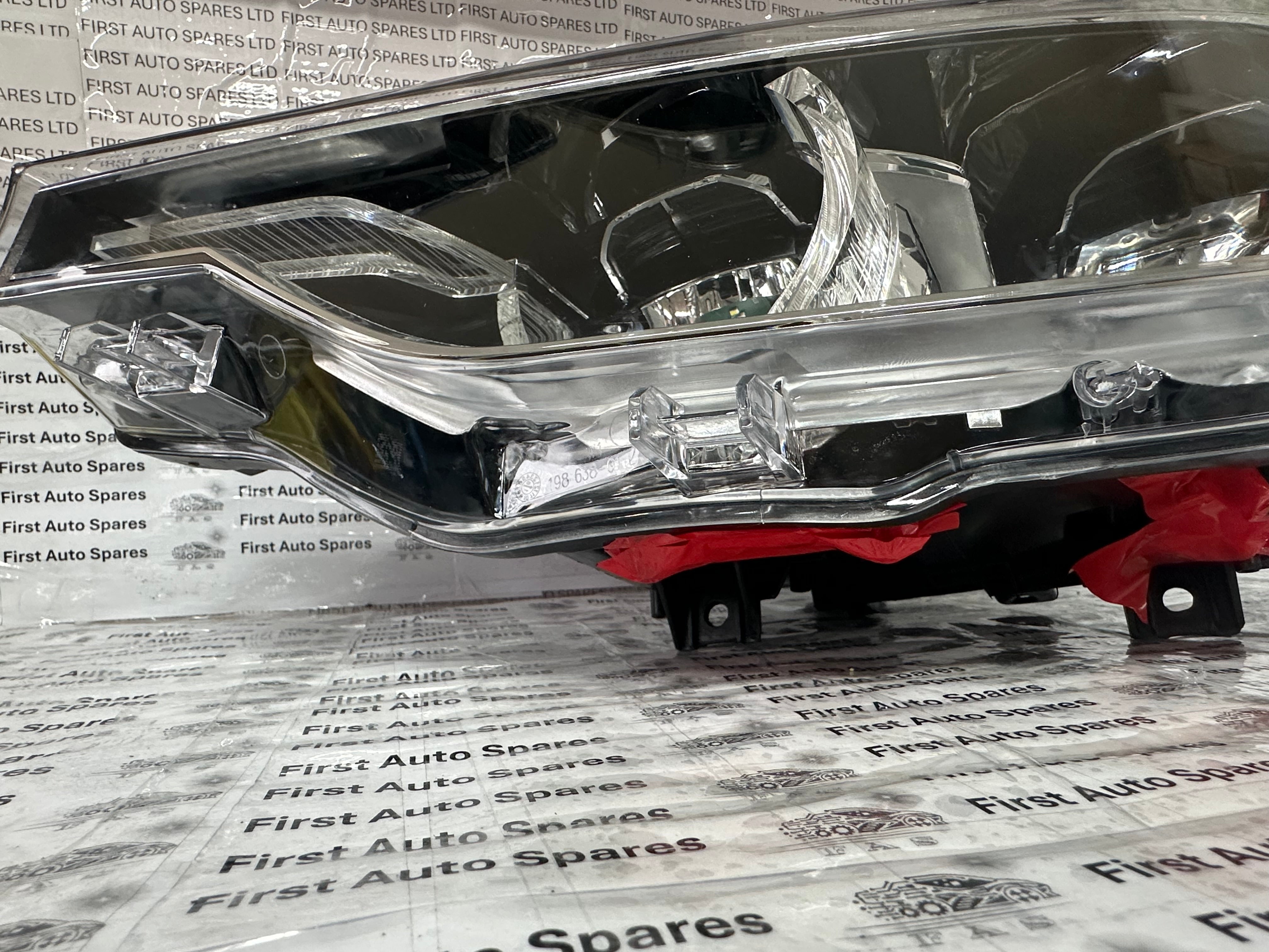 BMW F30 F31 Left Headlight LED (9883501-01)