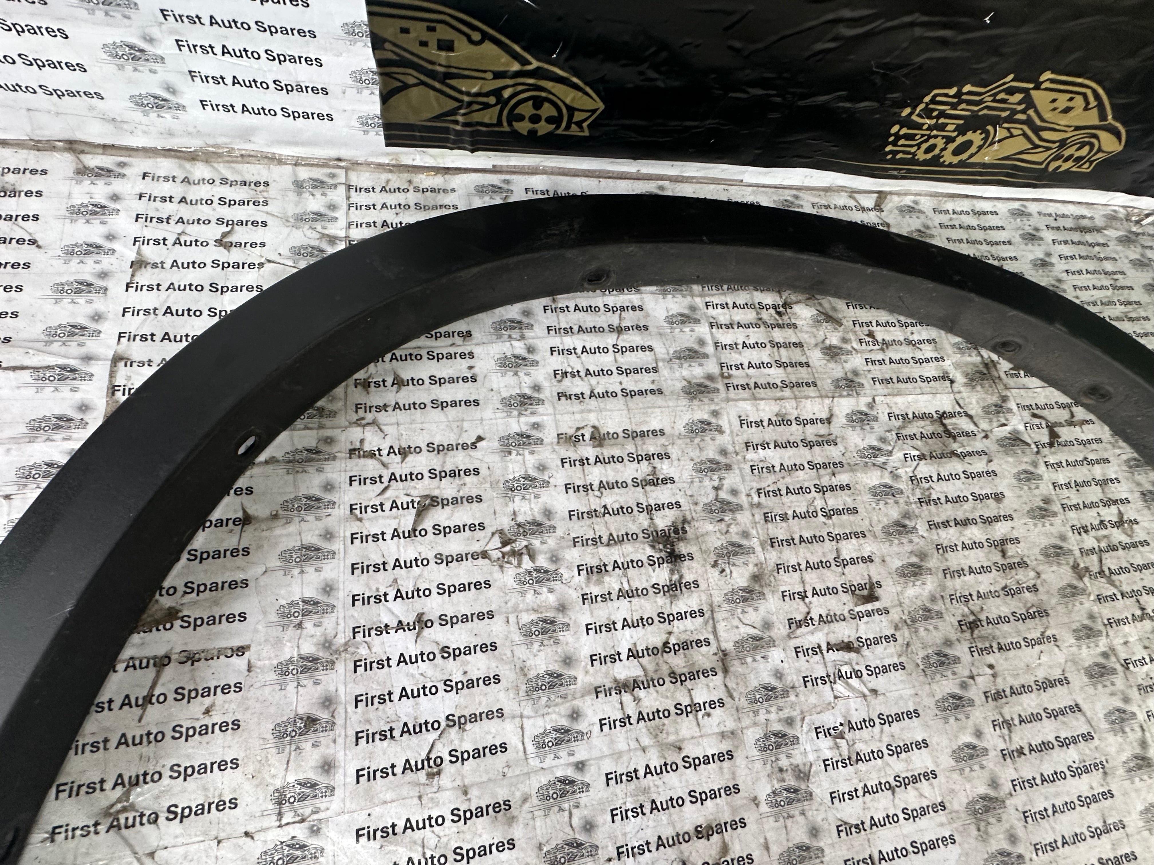 BMW X1 F48 Wheel Arch Wing Trim Rear Left (7332339)