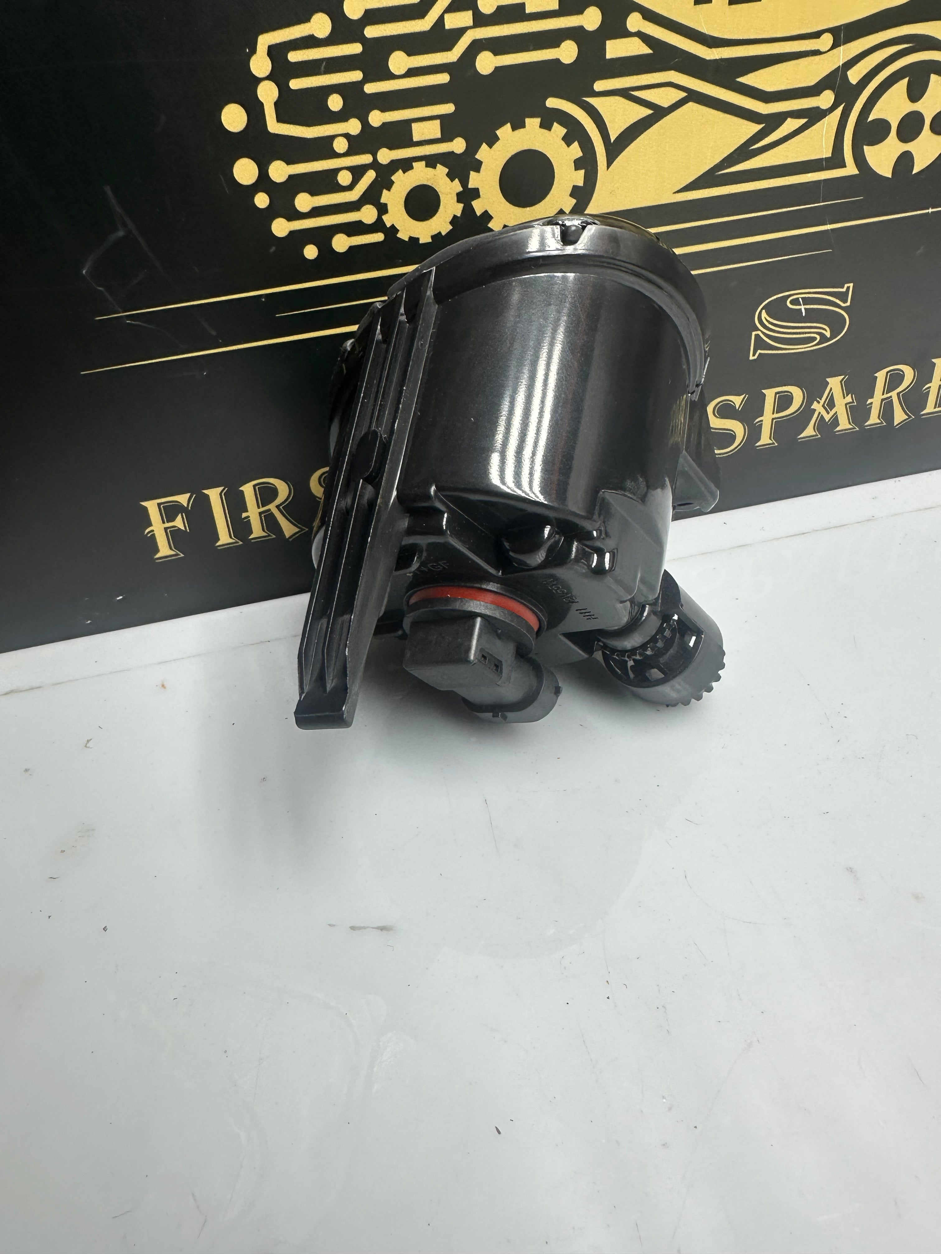 BMW 2 Series F22 / F23 & 5 Series F10 / F11 Front Left Passenger Side Fog Light – 2011–2020