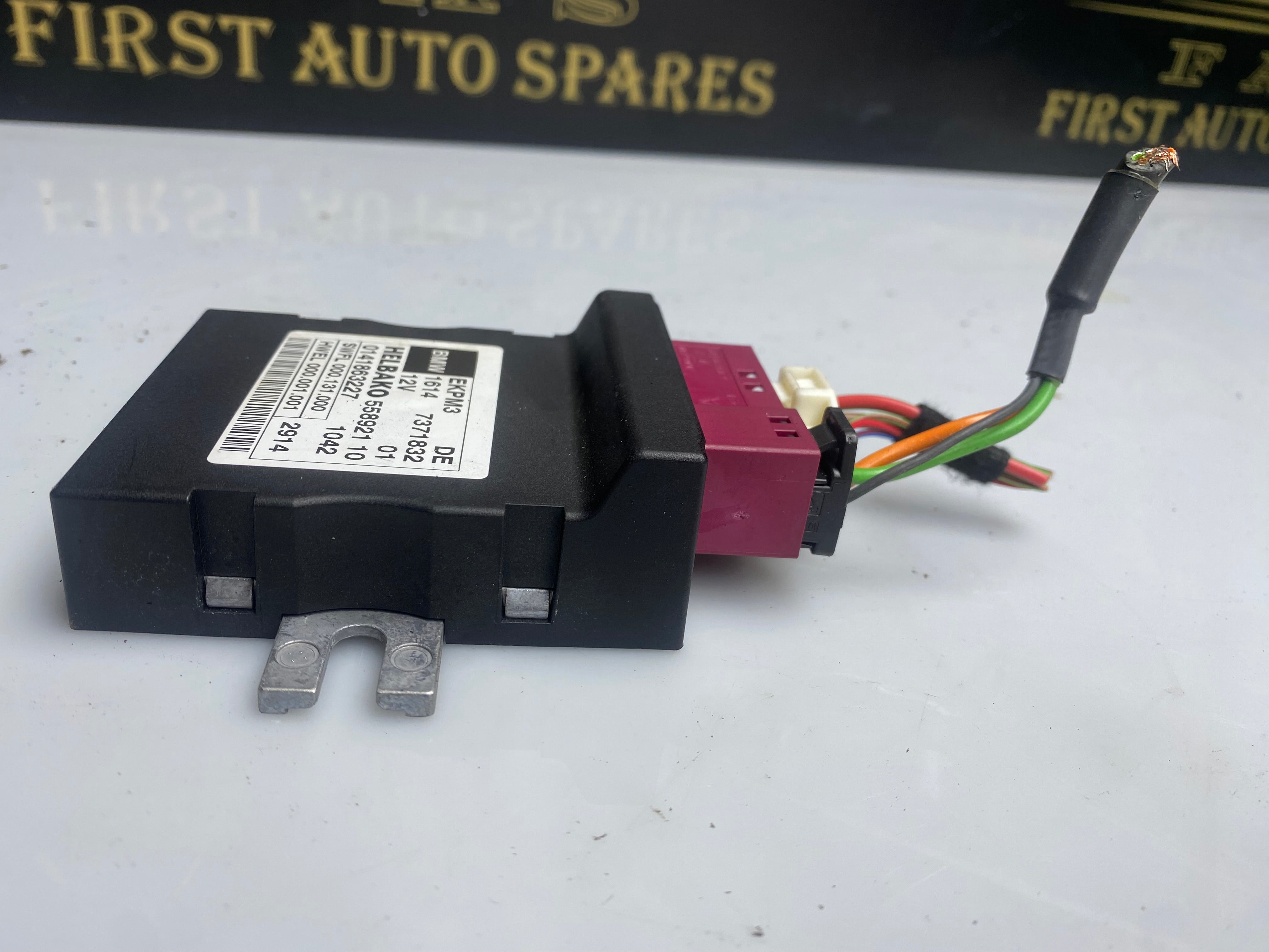 BMW 5 Series F10 Fuel Pump Control Module Unit 2011–2016 (558921-10)