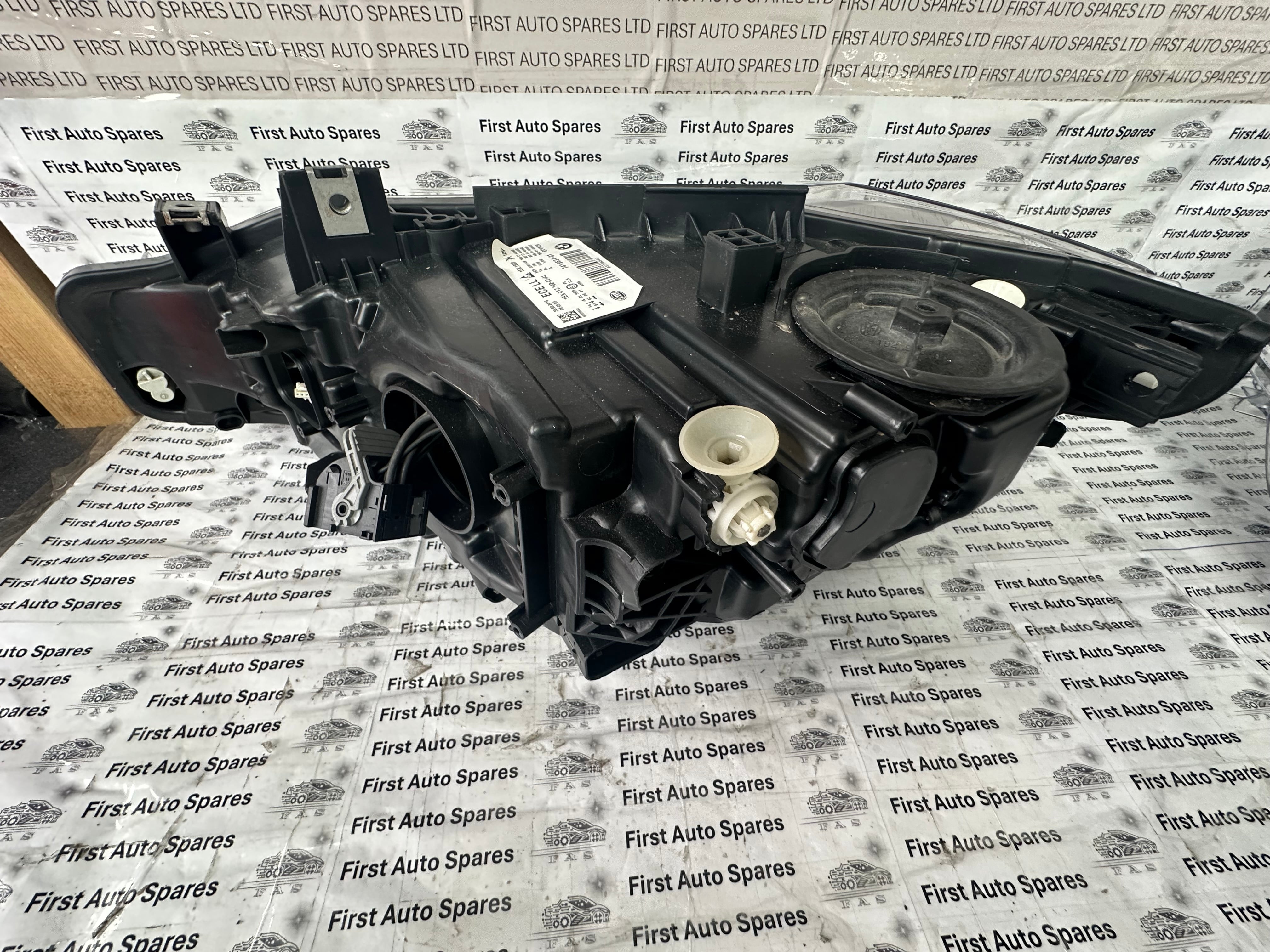 BMW 3 Series F30 F31 Right Headlight (7419634-01)