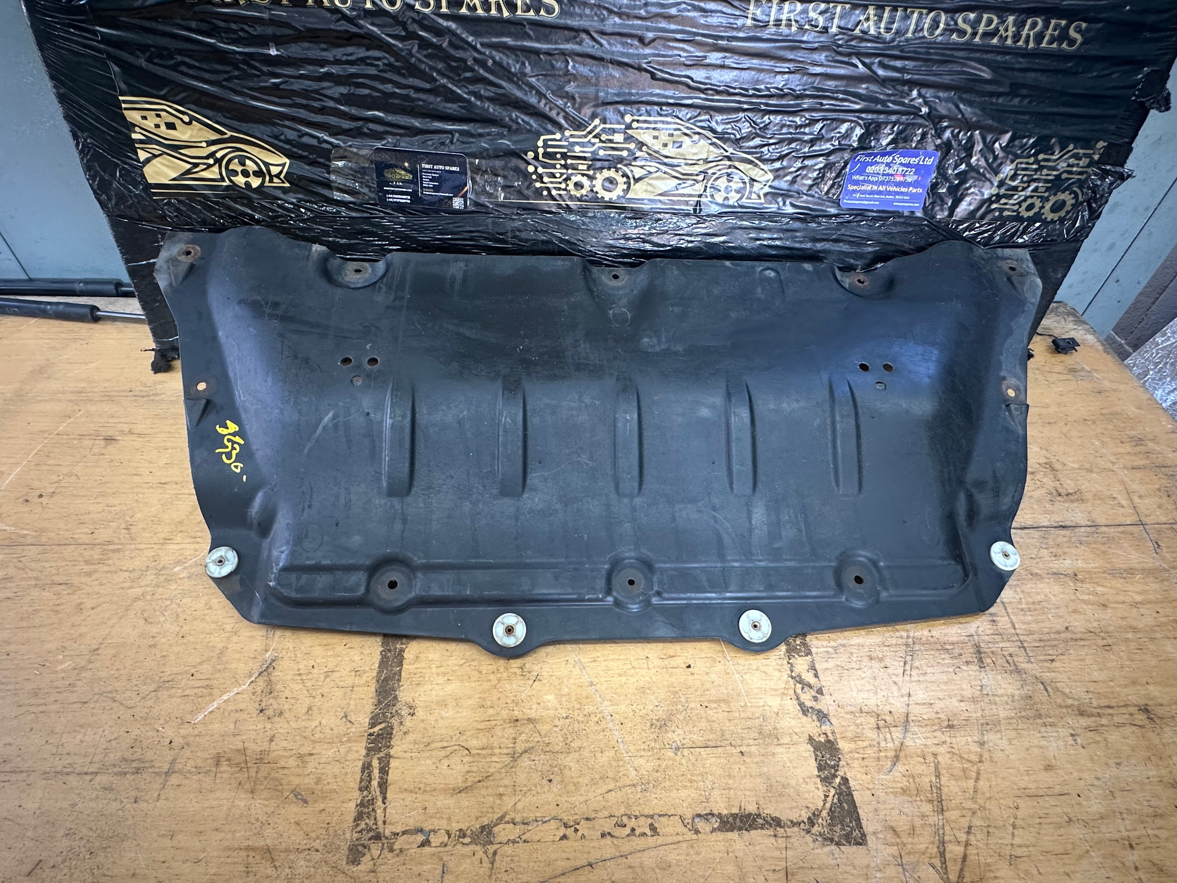 BMW G11 G30 Steering Gear Rack Cover Underbonnet Panel Insulation RWD (7363730)