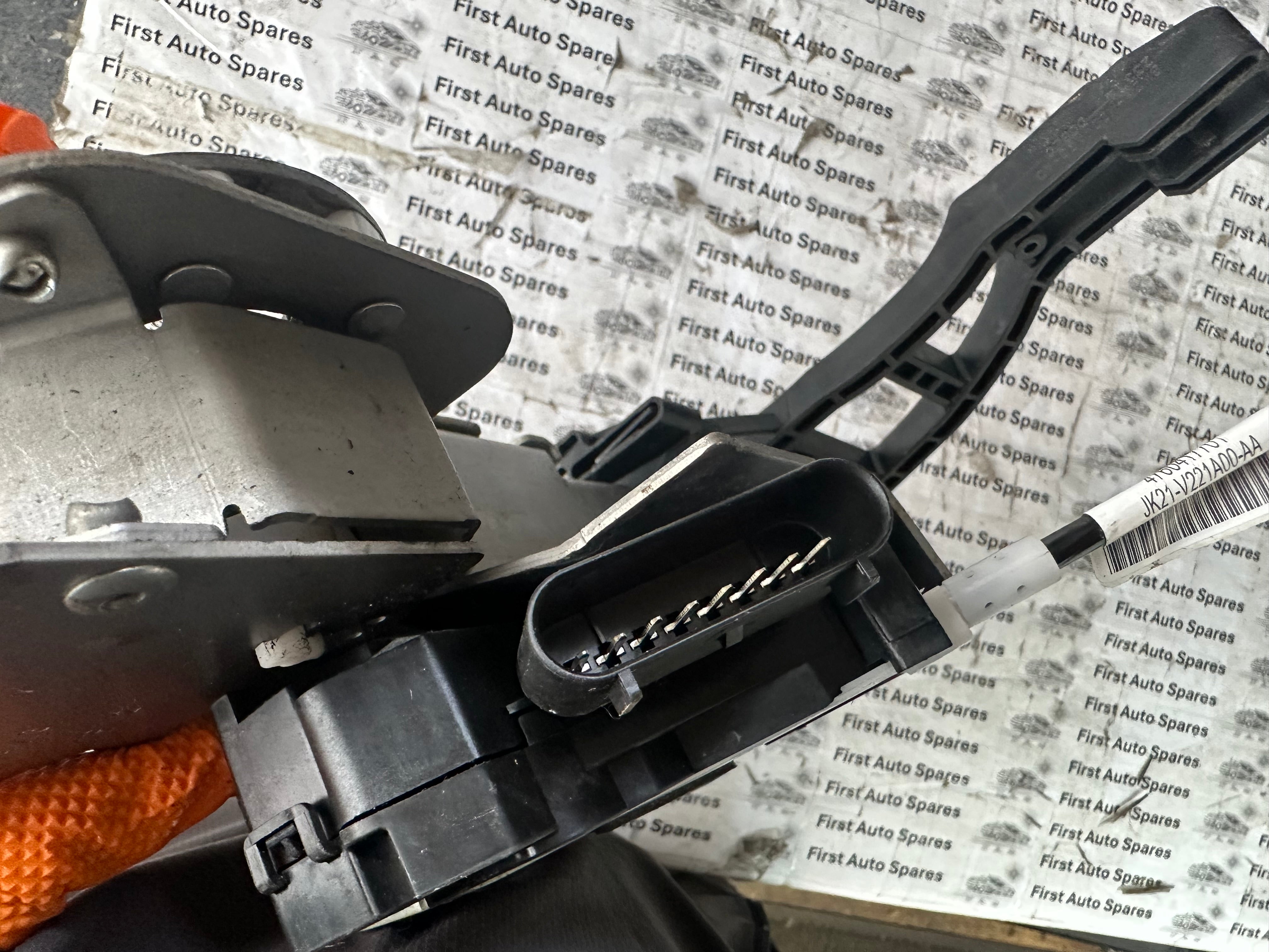 Ford Transit Custom 2.0 Diesel Front Right Door Lock 2023 (JK21-V219A64-BB)