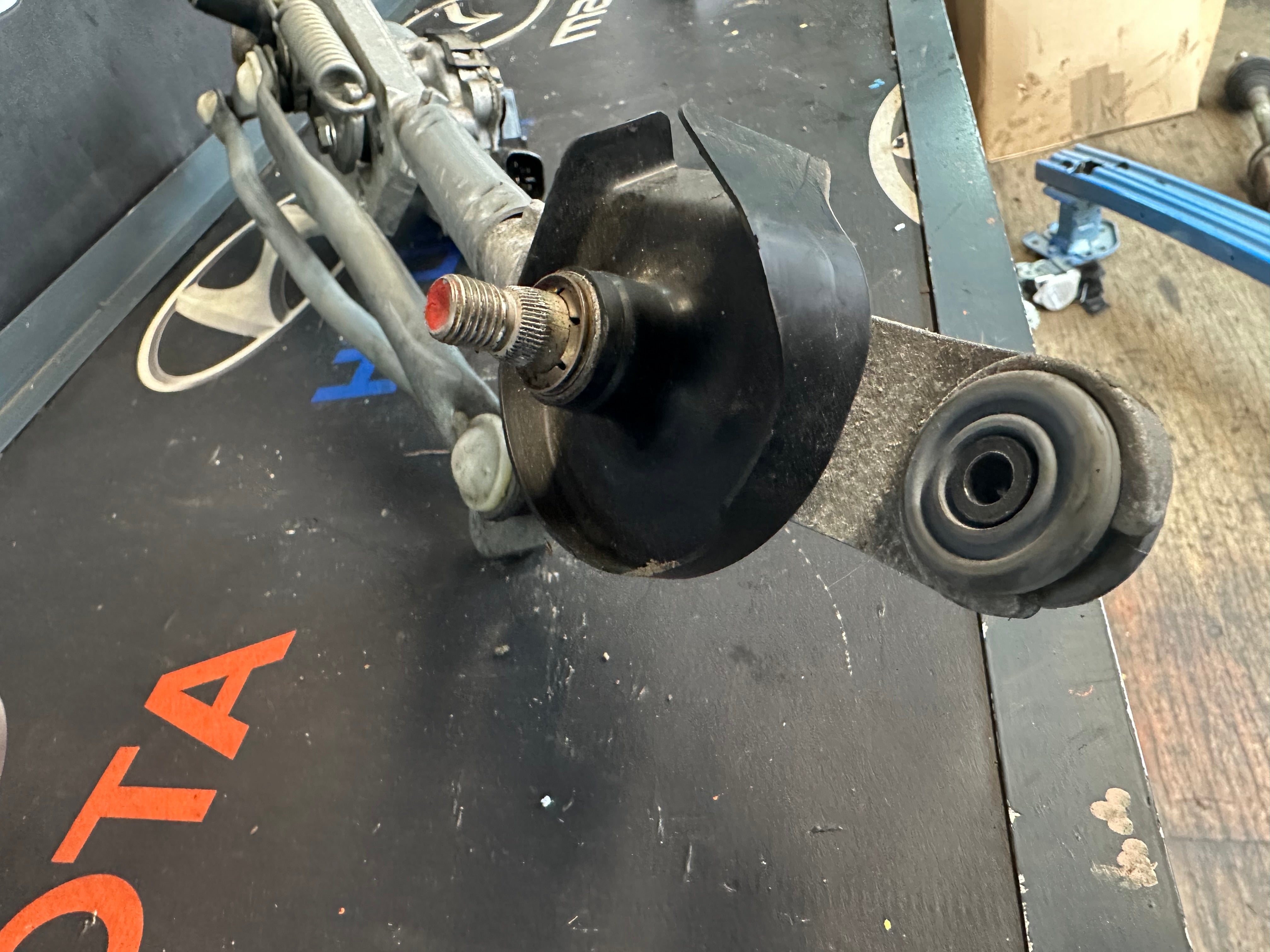 Toyota Corolla 2018-22 1.8 Hybrid Front Wiper Motor & Linkage (85110-12C90)