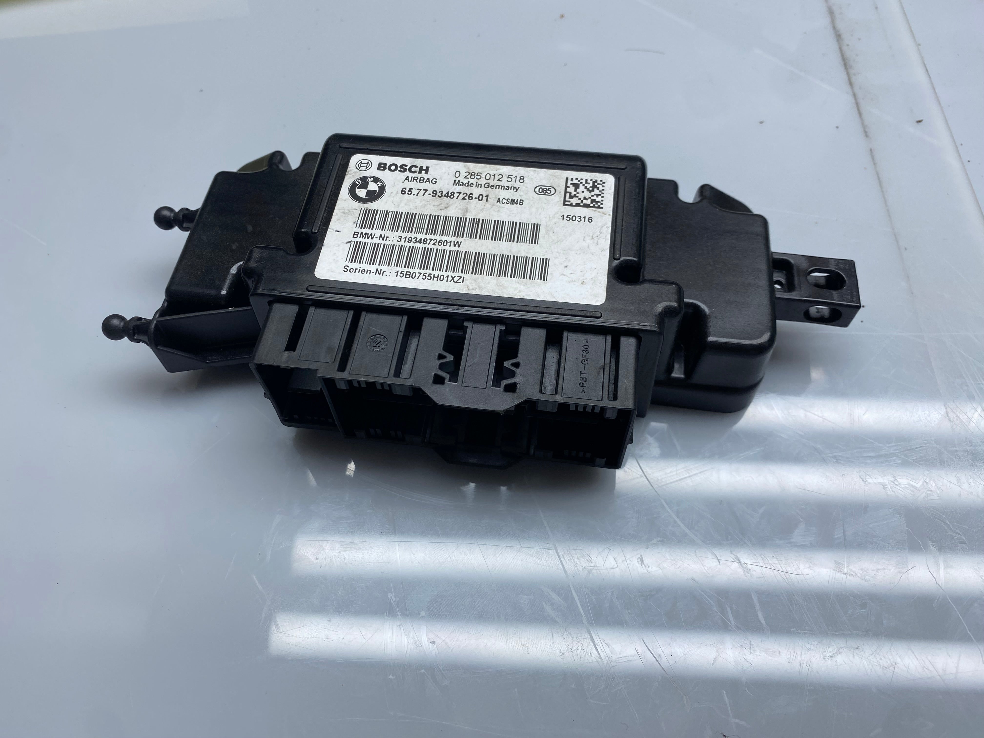 BMW 1 Series F20 118d M Sport Airbag Control Module (65.77-9348726-01)