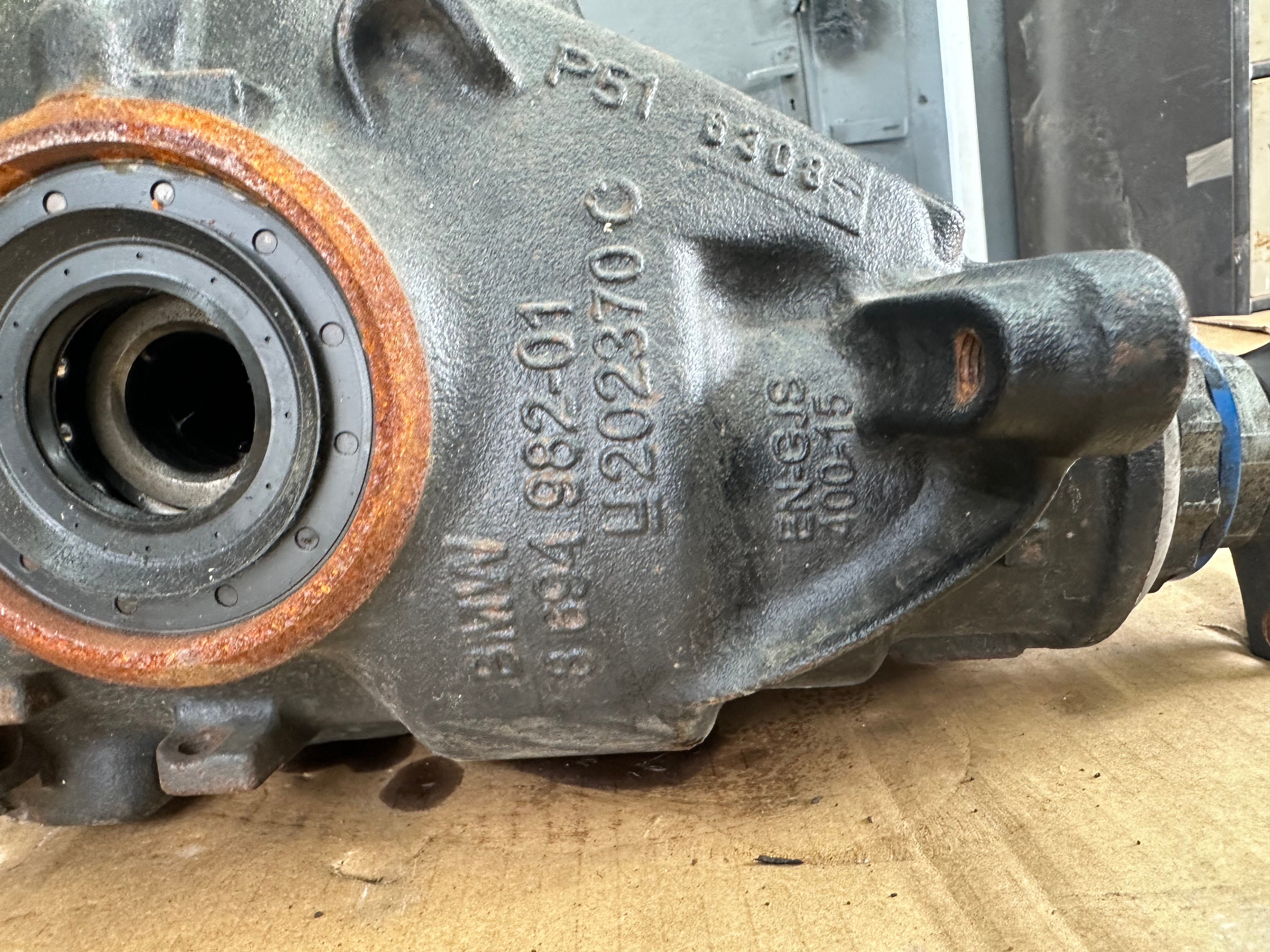 BMW 3 Series Rear Diff Differential 2.81 Ratio (8485723-03)