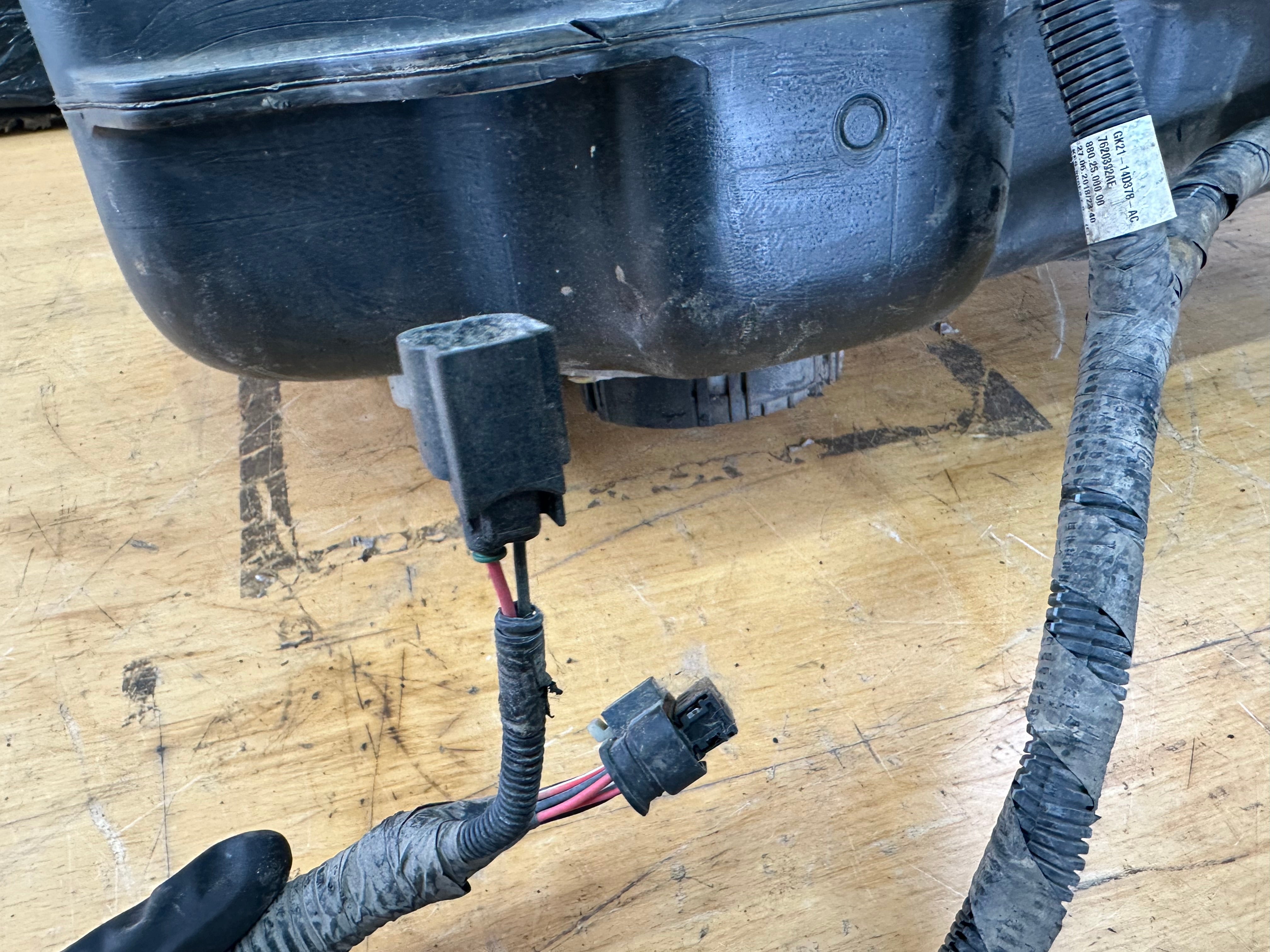 Ford Transit Custom AdBlue Tank MK8 2012–2019 (GK21-5J228-AH)