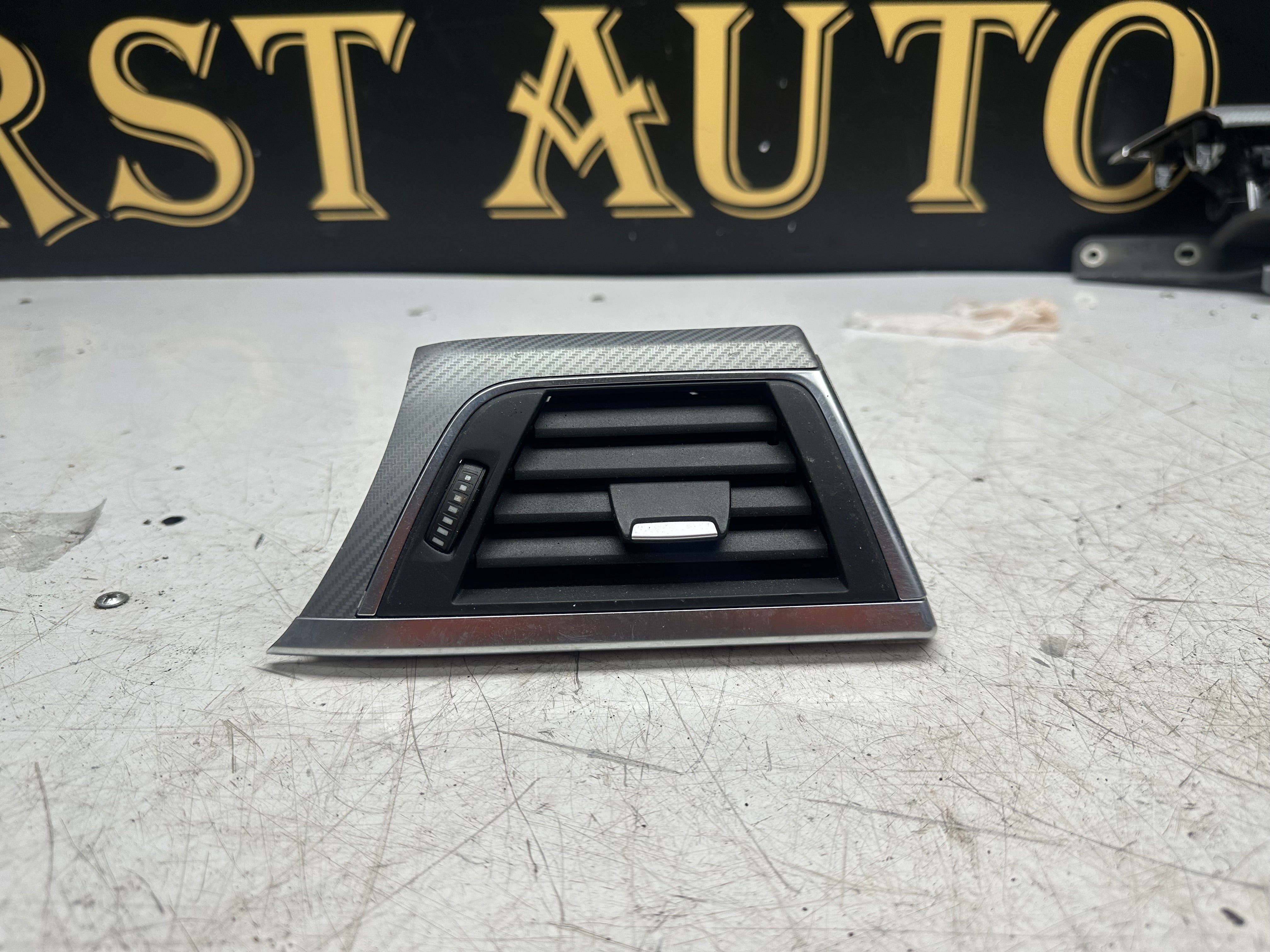 BMW 4 Series F32 Air Vent Grille Right Side 2017 (9231995)