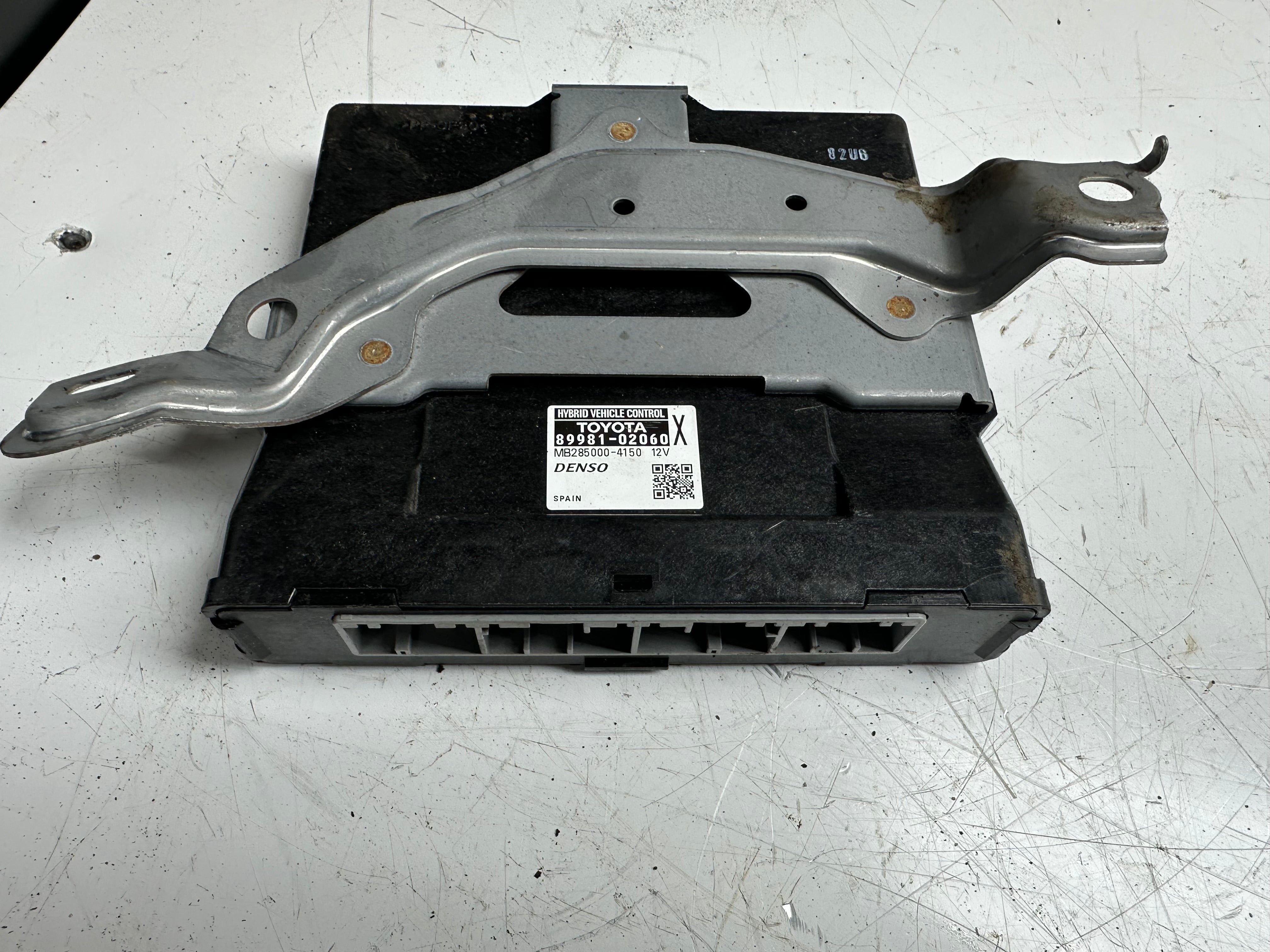 Toyota Auris Hybrid Vehicle Control (89981-02060)(MB285000-4150)