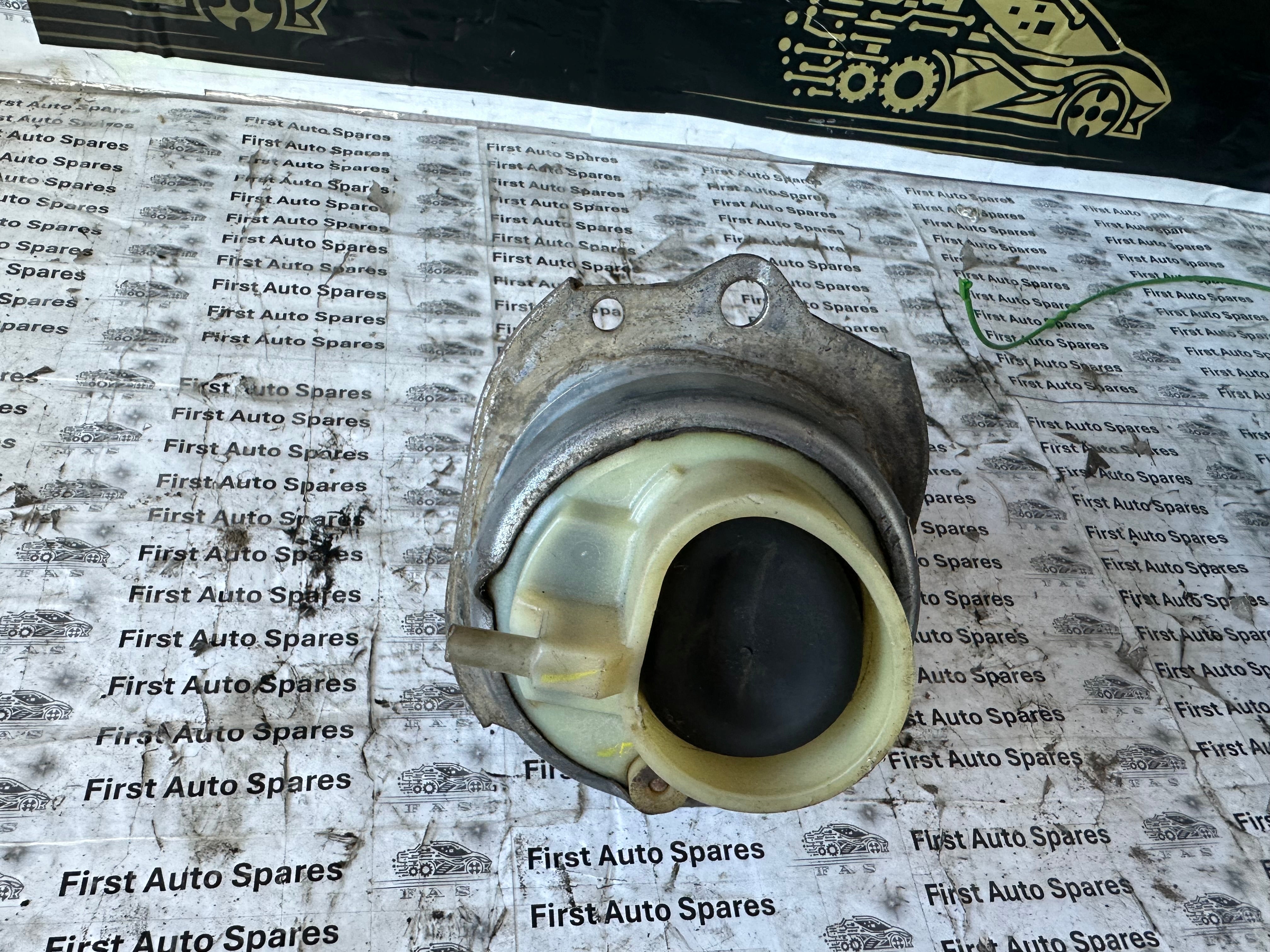 BMW X5 F15 Front Left Passenger Engine Mount (160042-12) (P685310401)