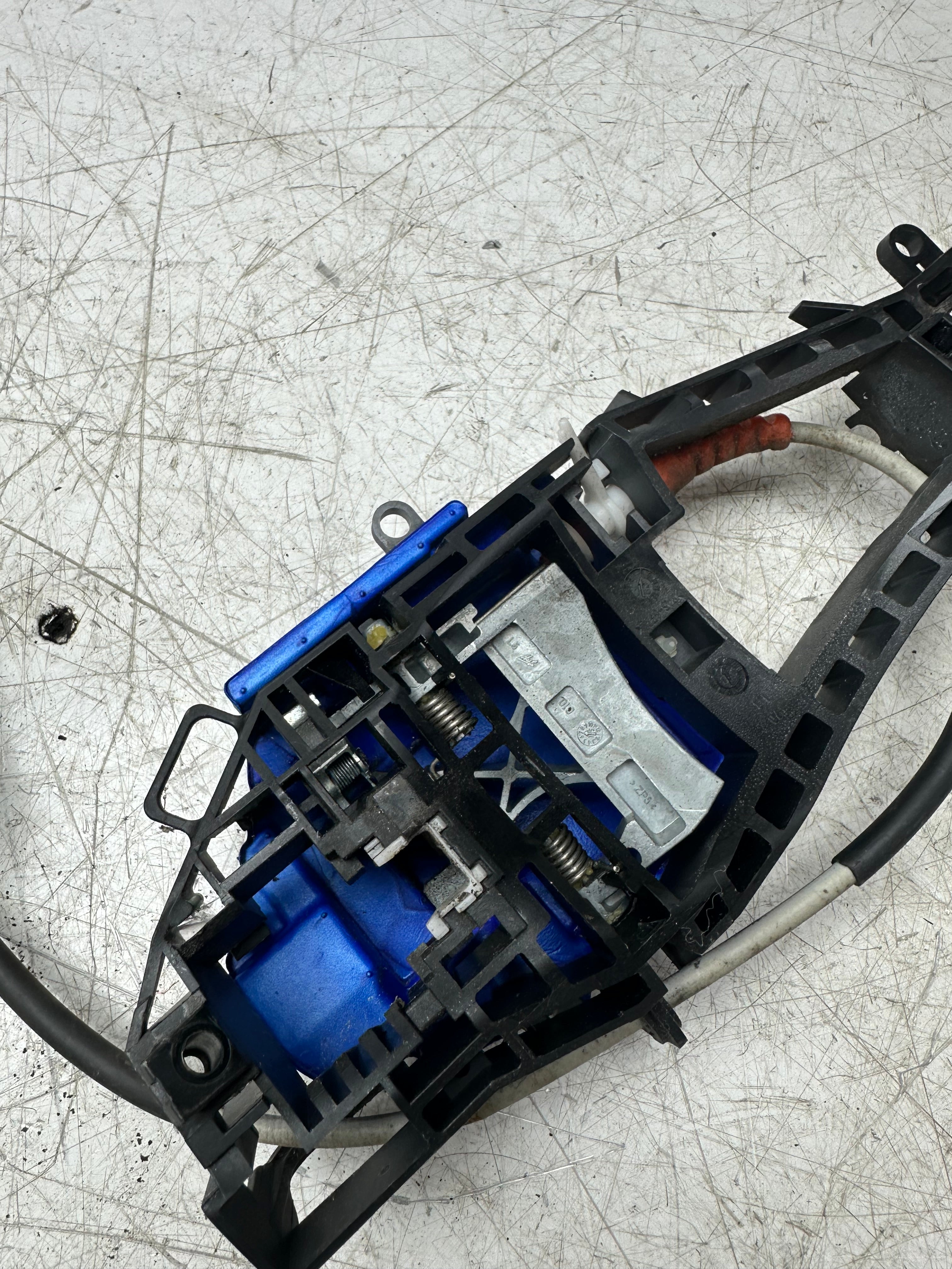 BMW F20 / F30 / F31 Door Lock Actuator – Left Side (7202148)