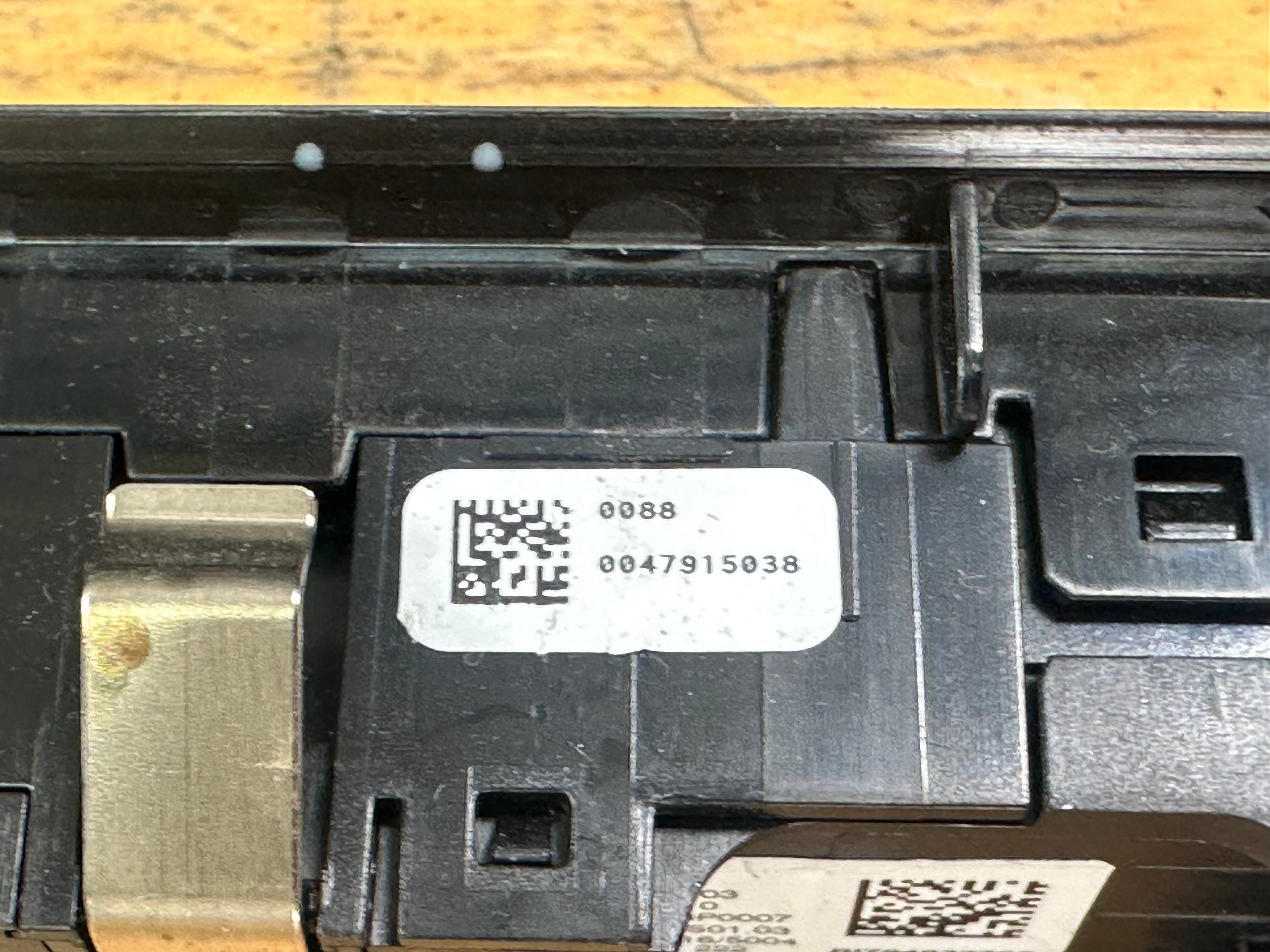 BMW X5 Series G05 2019 Audio Control Radio/Stereo Switches (7949327-03) (7949327)