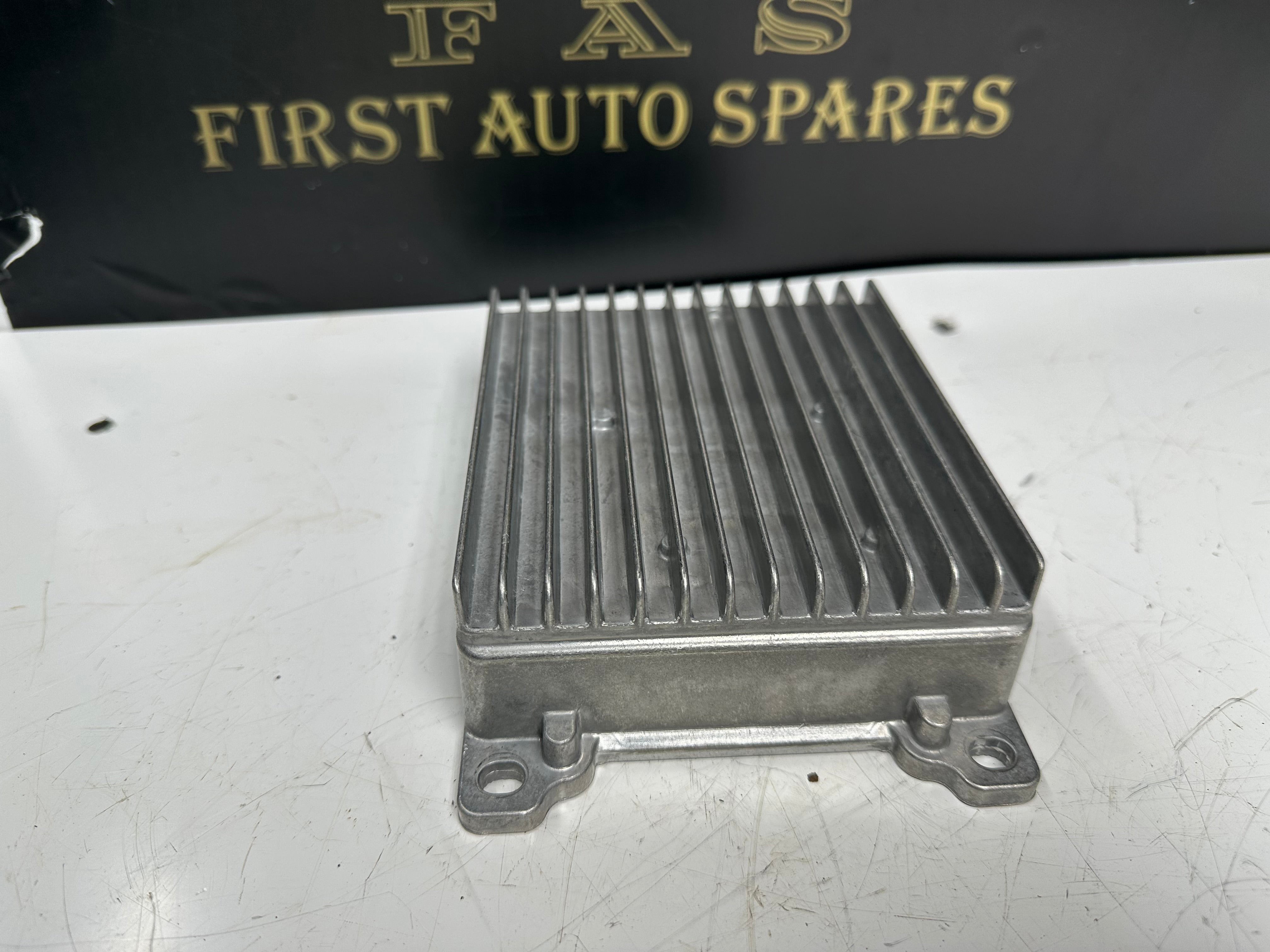 BMW F01 F06 F07 F10 F11 F12 Battery Charge Control Module (61.42 9 240 236 01)