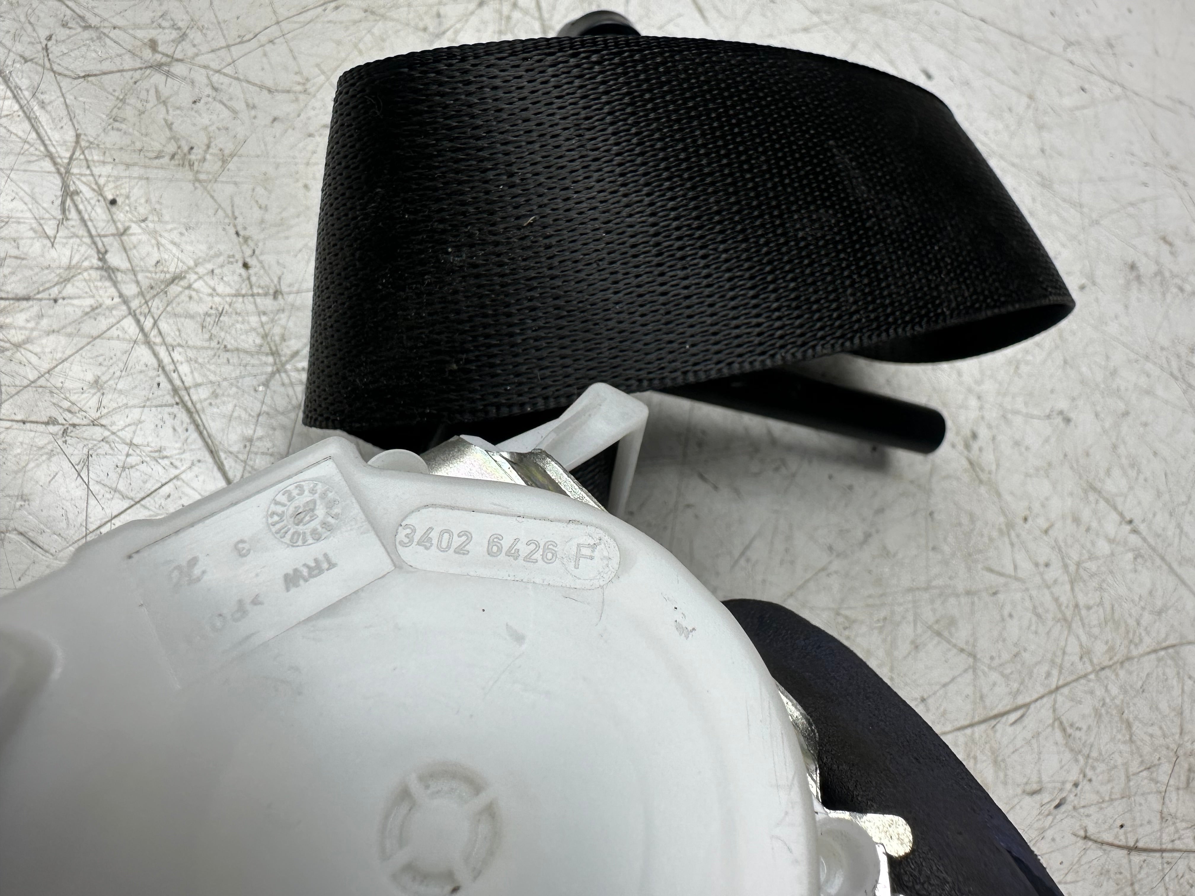 BMW i3 I01 2018-22 LCI Seat Belt Driver Rear Right Side Black (34128955D)