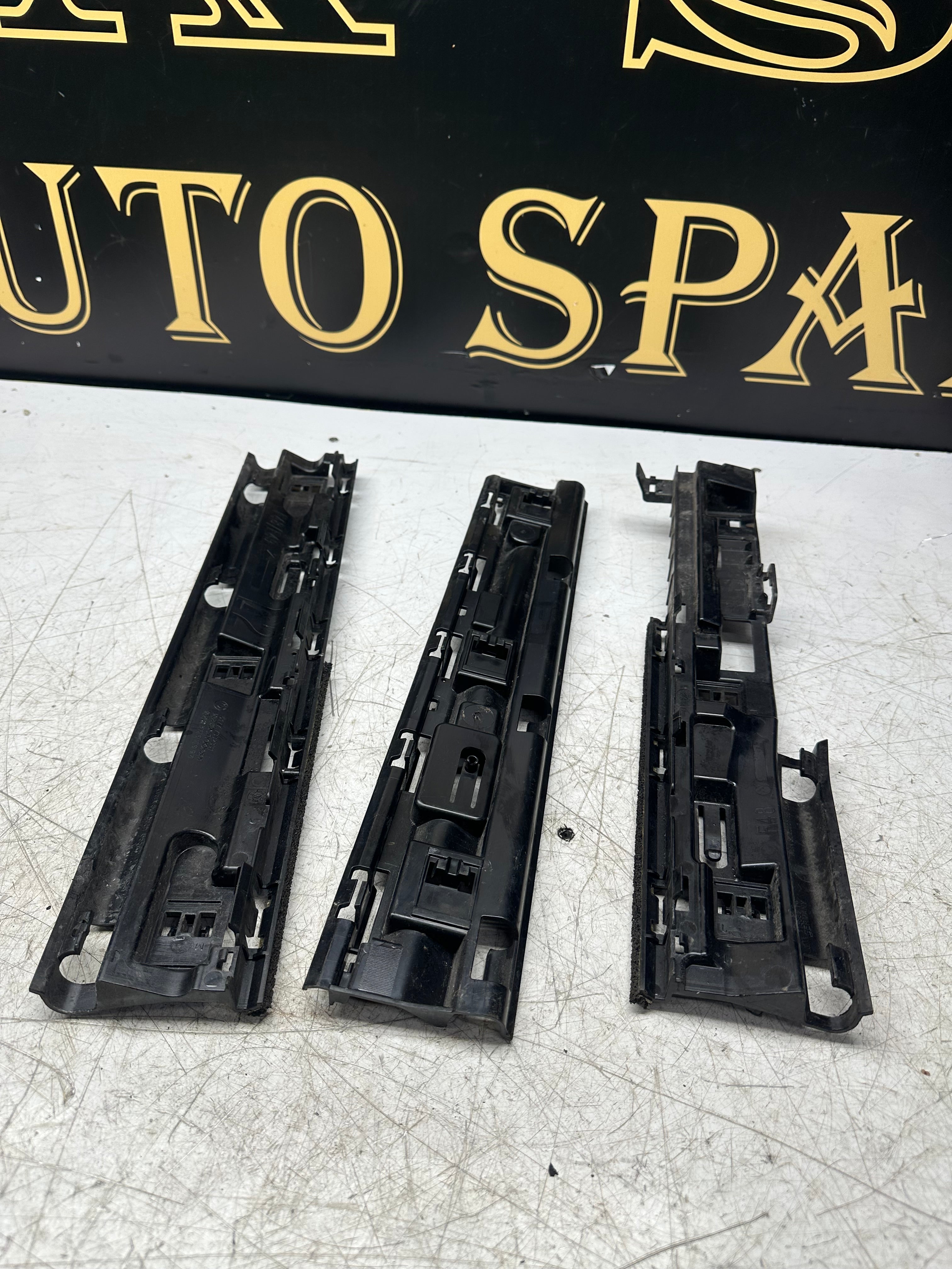 BMW X1 F48 Side Skirt Bracket Set – Left Side (7332333 / 7332331 / 7332329)