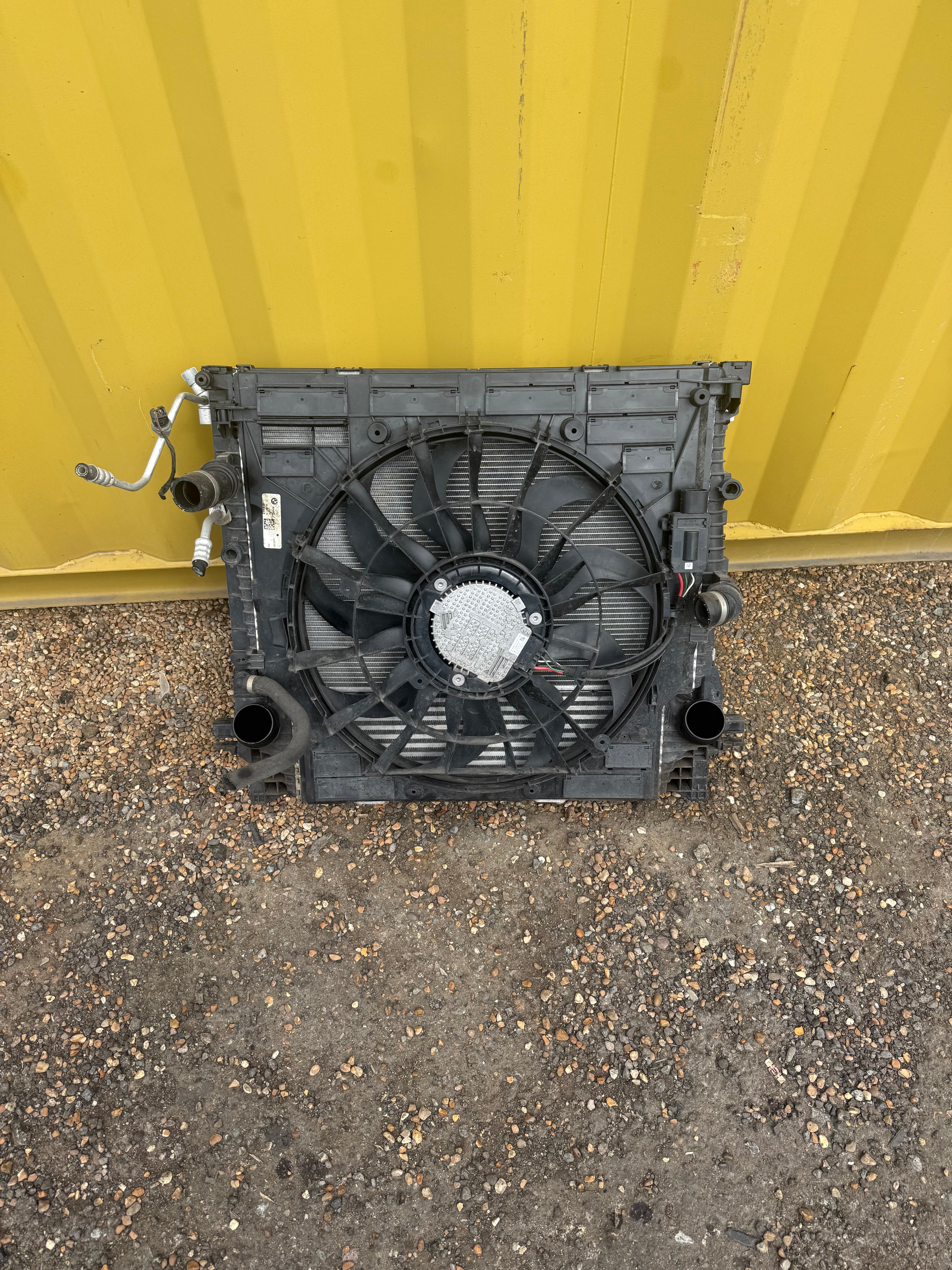 BMW X5 G05 X6 G06 X7 G07 40d 40dX 45eX Complete Rad Pack (8589038) (8589042)