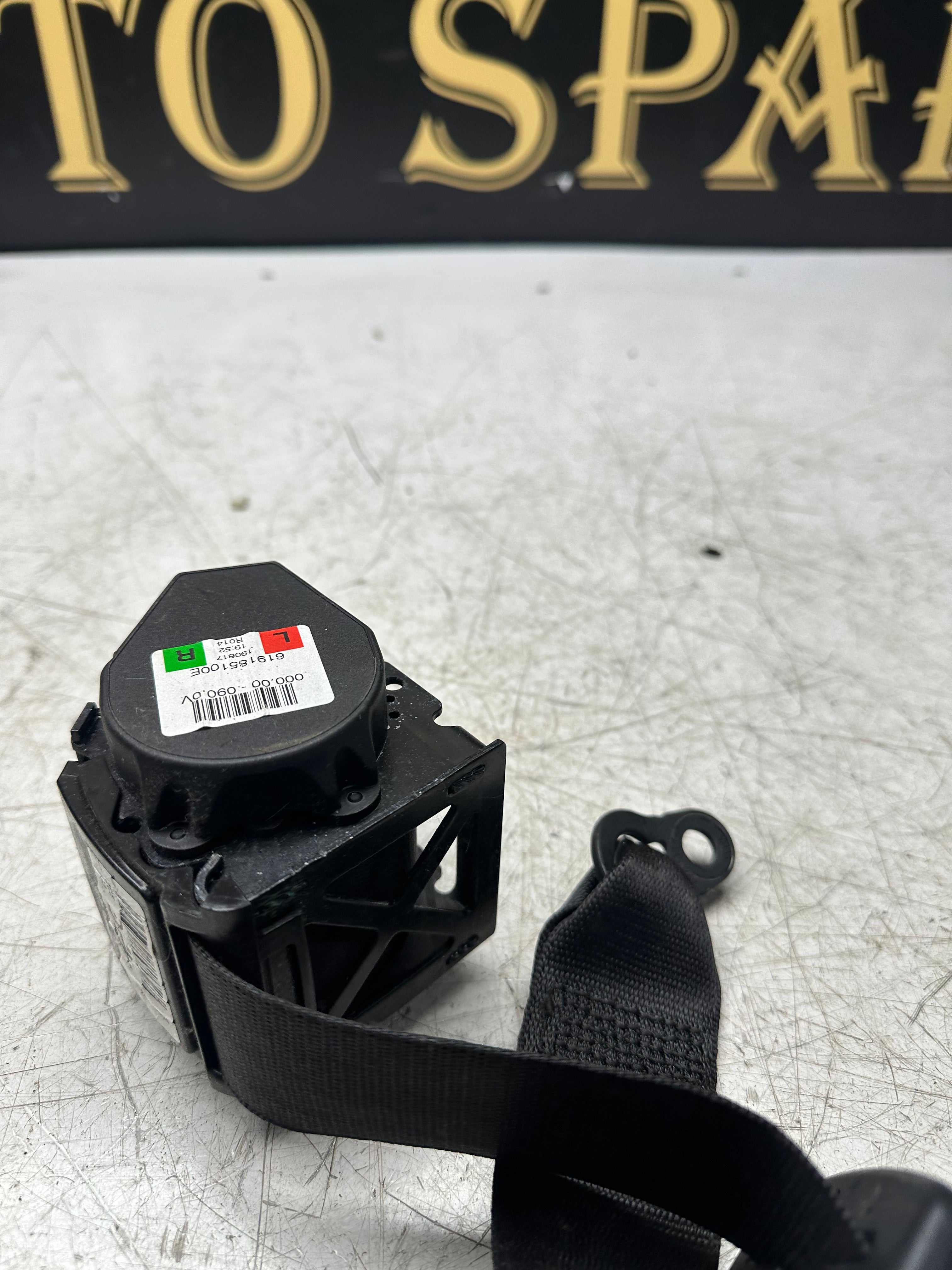 BMW 2 Series F22 Rear Seat Belt Left or Right Side 619185100E – 2013–2021