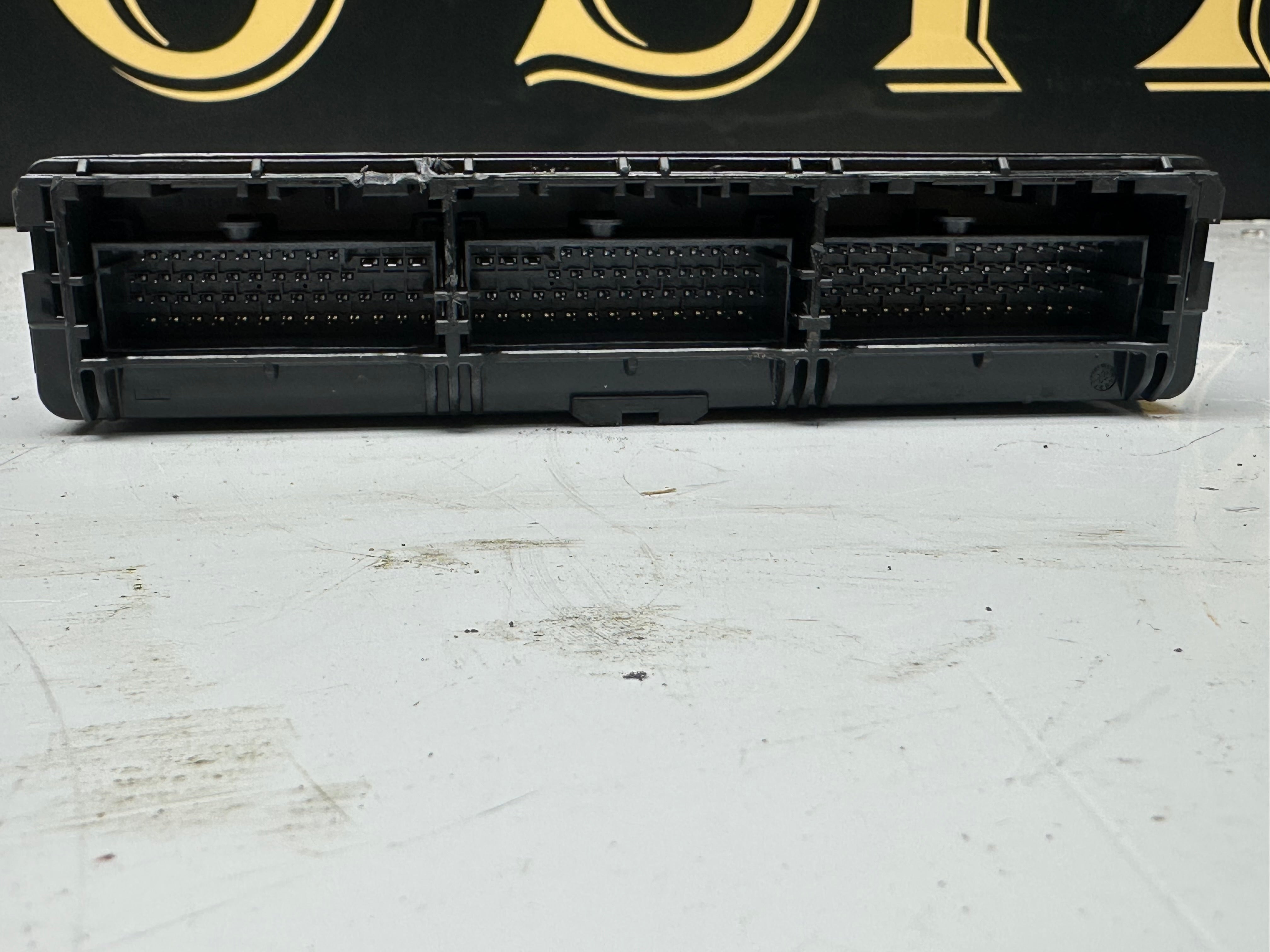 Toyota Corolla 1.8 Hybrid Engine Control Unit (89981-02370) (MB285100-0320)