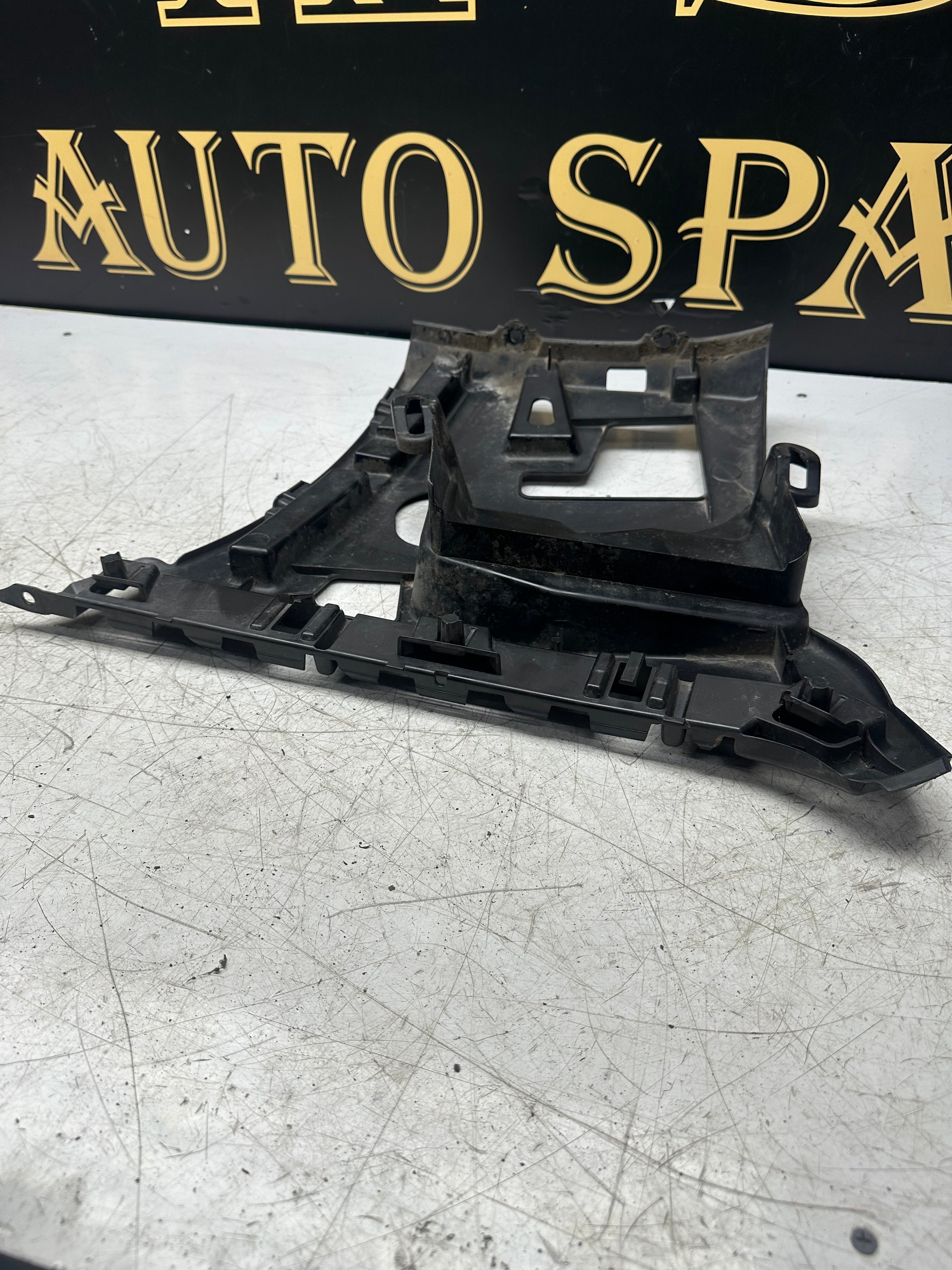 BMW 3 Series F30 Rear Left Bumper Bracket (2012–2018) (51127384465)