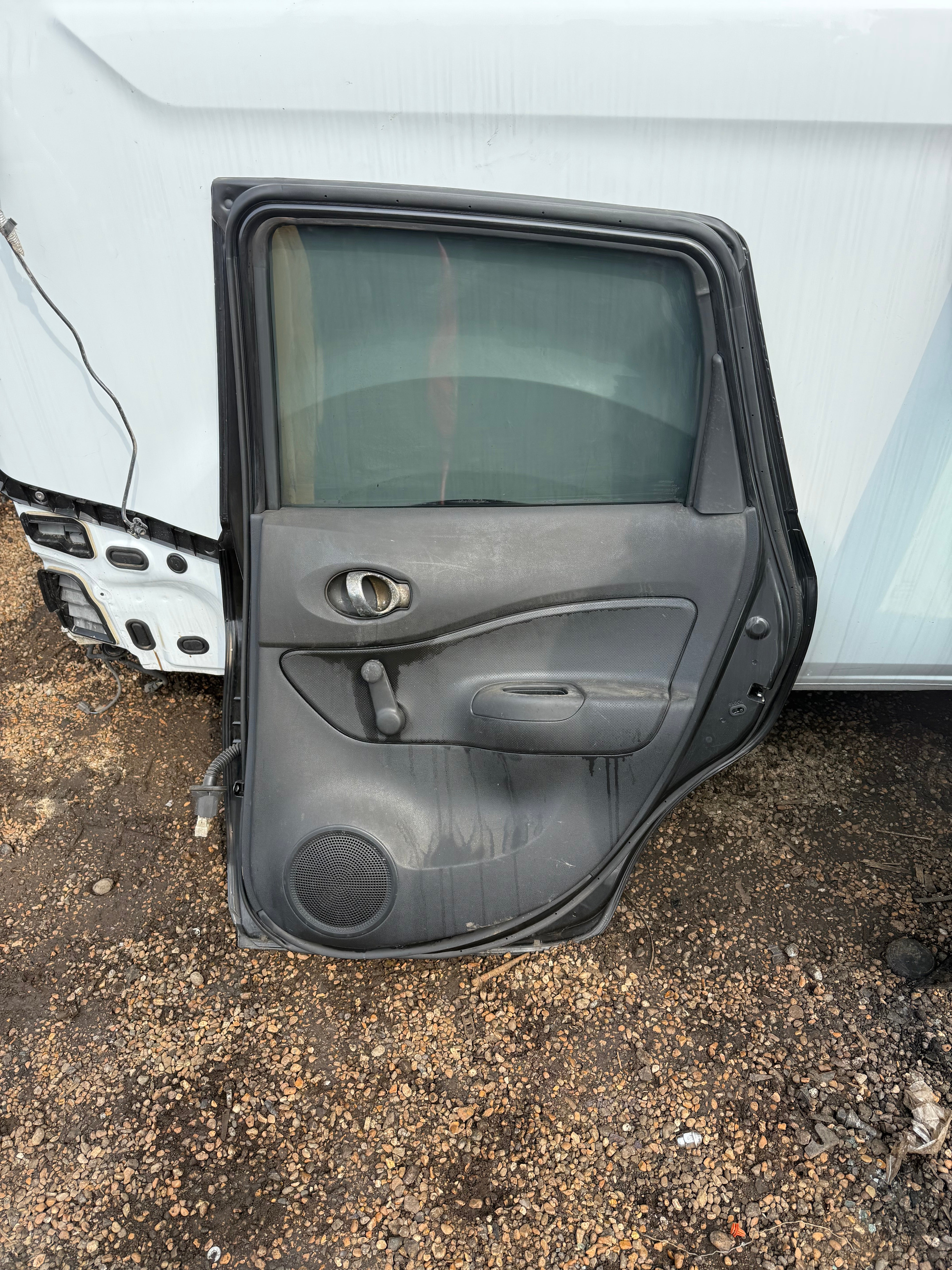 Nissan Note 2016 Right Rear Door