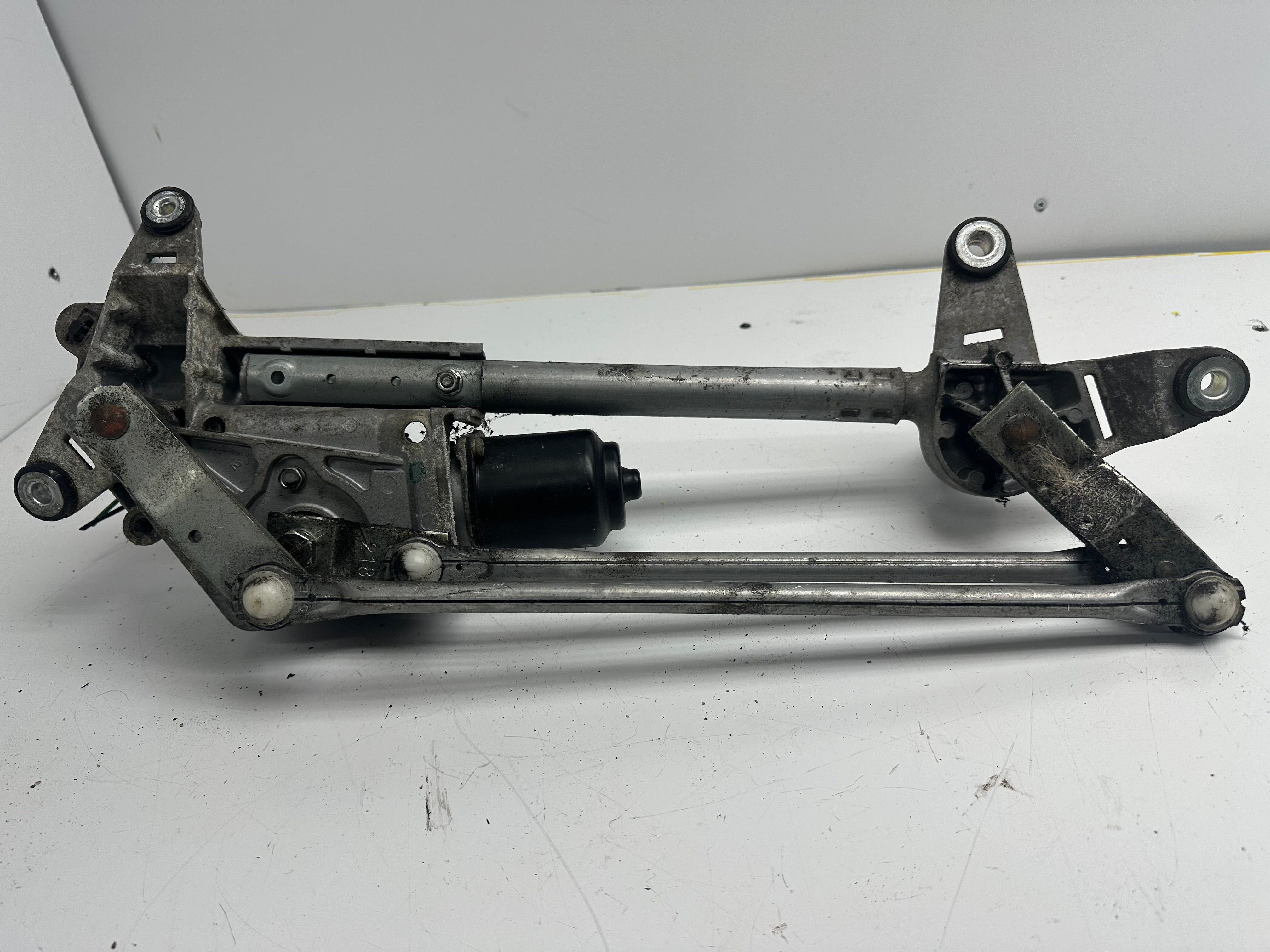 Honda Accord 2008 Front Wiper Motor & Linkage (6301 32219)