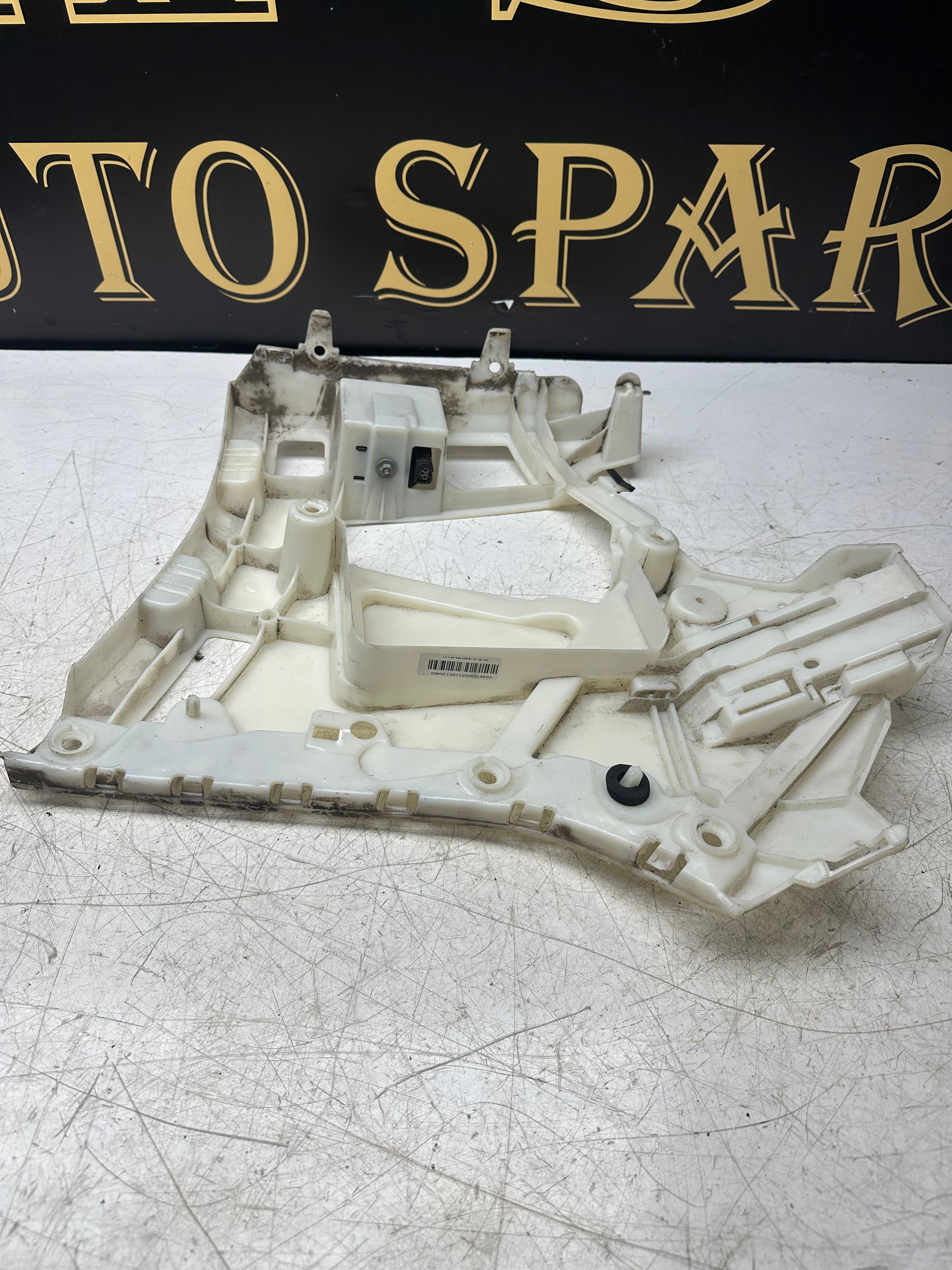 BMW 3 Series F30 Rear Left Bumper Bracket (Passenger Side) (2011–2019)(8069393)