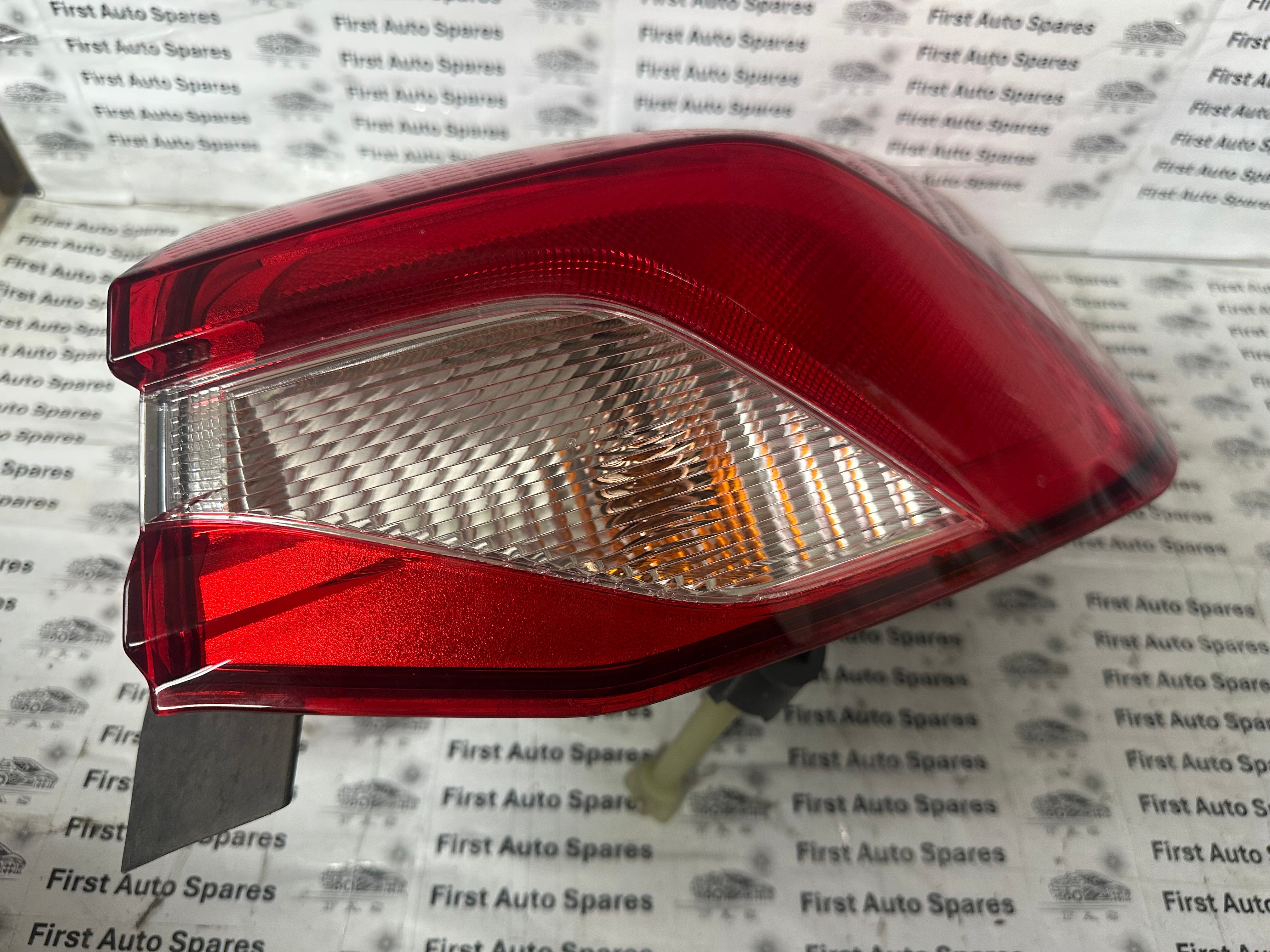 Ford Focus 2020 Right Rear Taillight (JX7B-13404-CE)