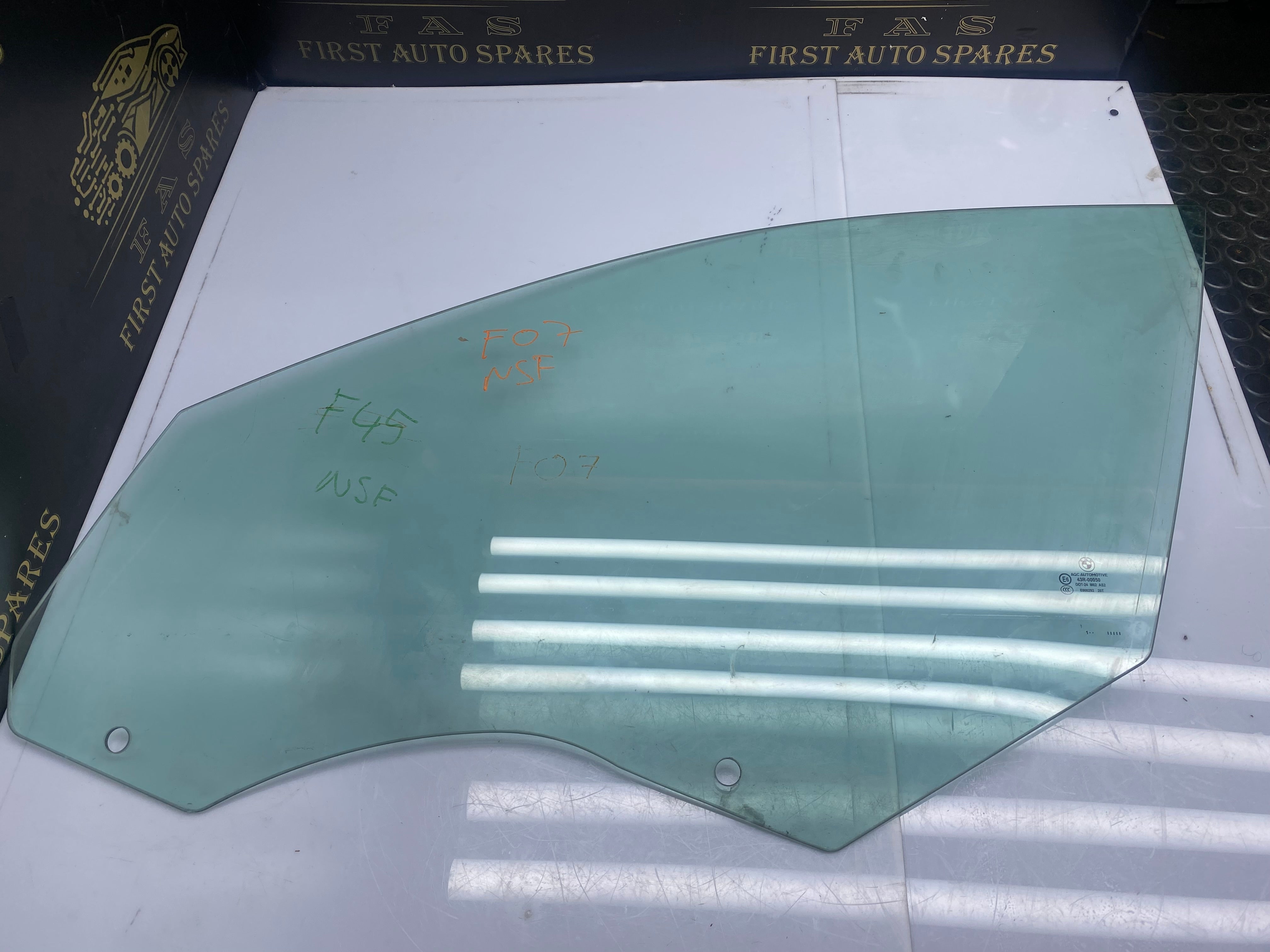 BMW F07/F45 Front Passenger Side Window Glass