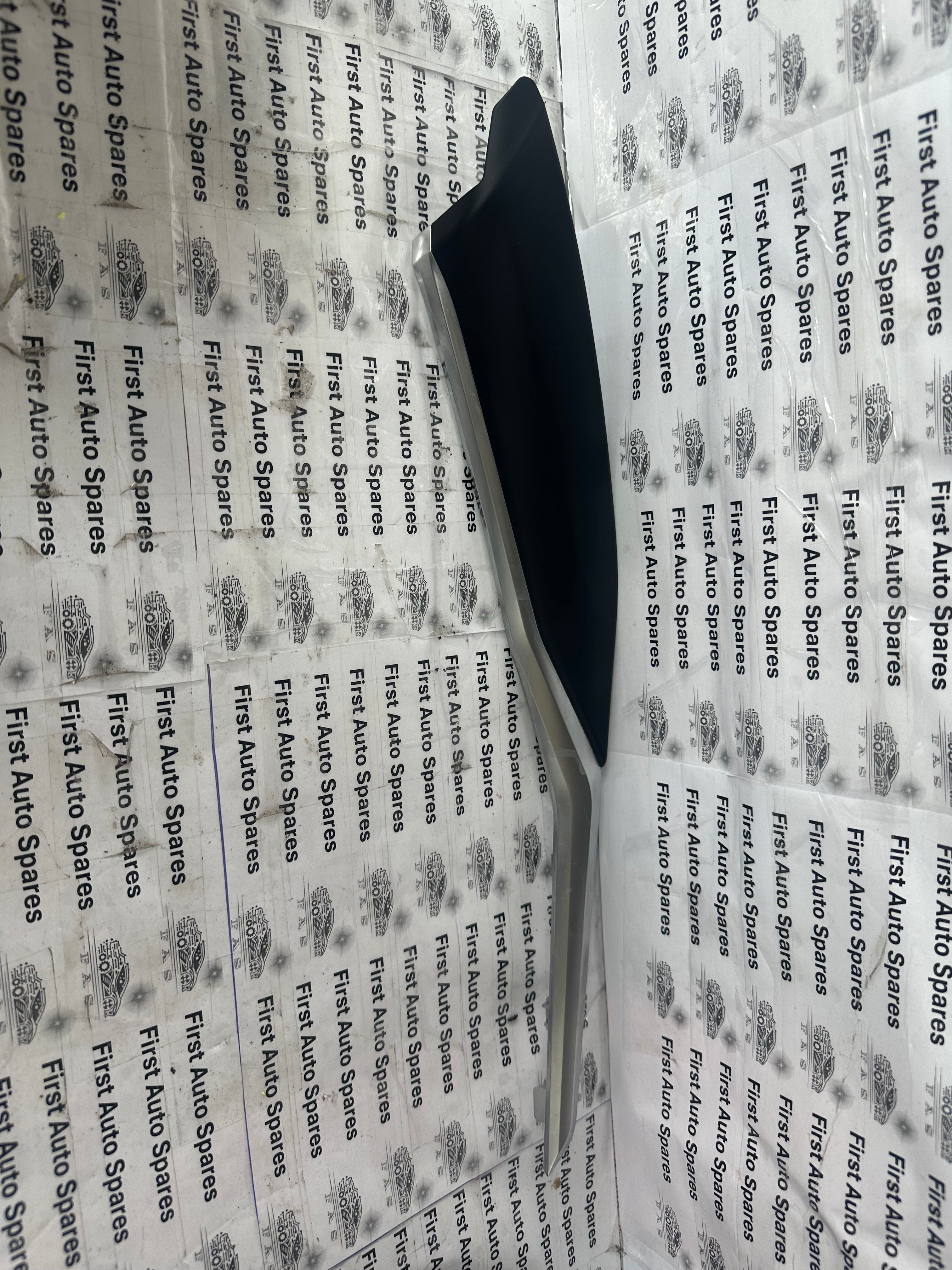 BMW 3 Series G20 Centre Console Right Side Trim Panel Interior (9R699471804)