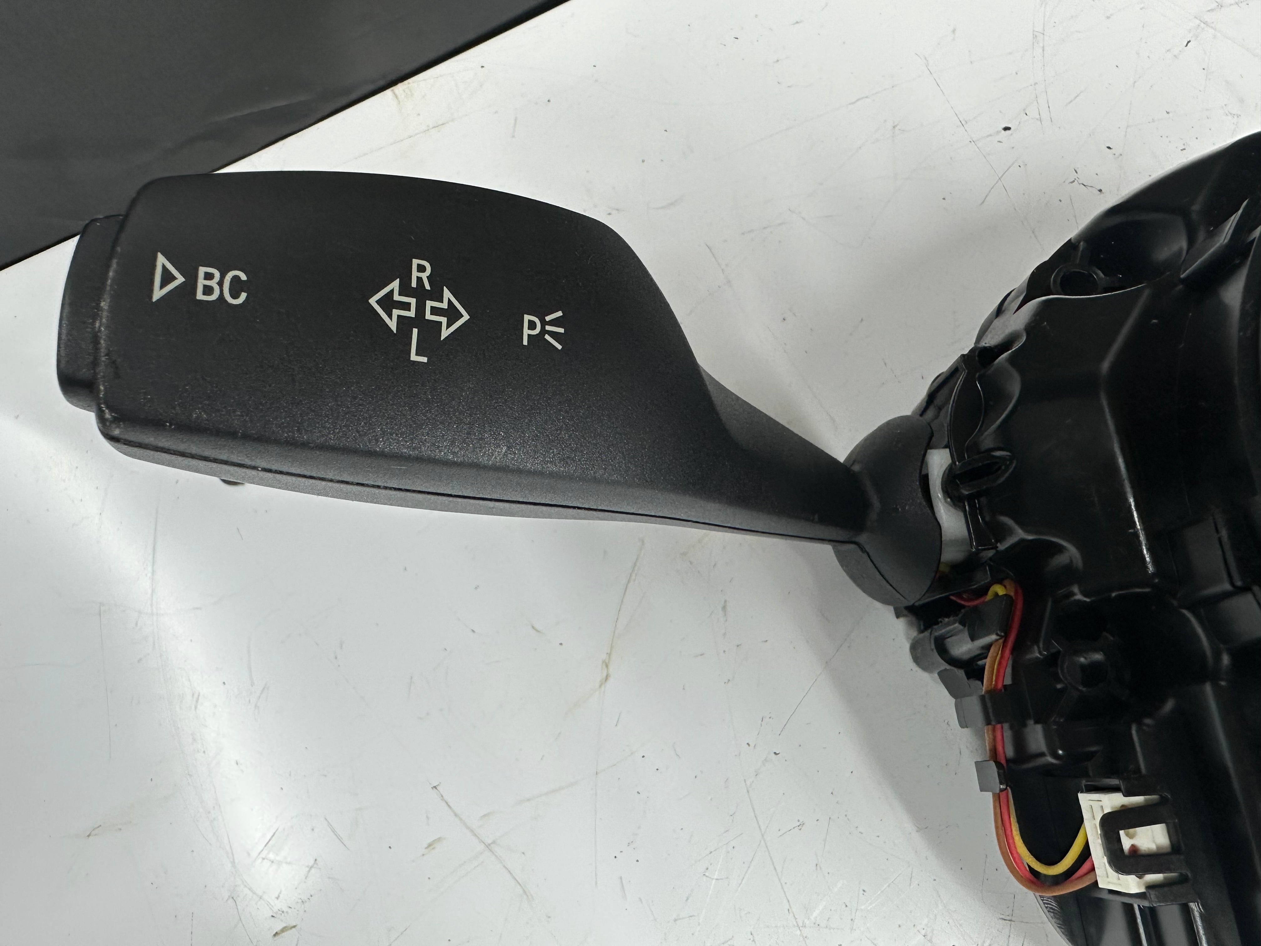 BMW F10 F12 Switch Cluster Steering Column Wiper Stalk (6131 9297778)