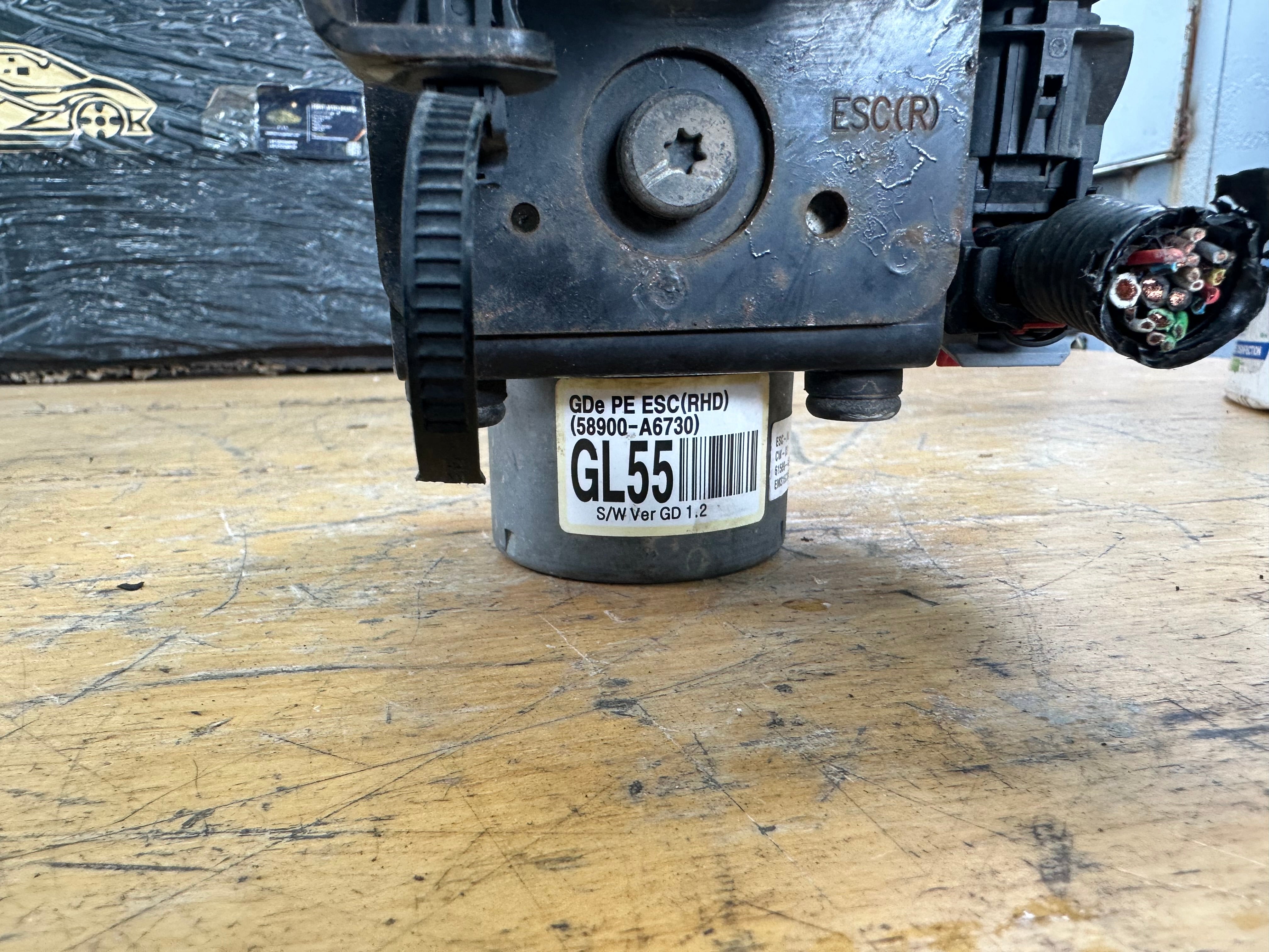 Hyundai i30 2016 ABS Pump Controller Modulator (58900-A6730)